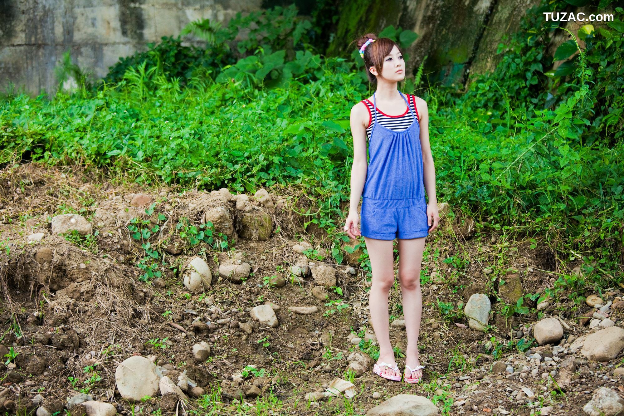 台湾正妹_张凯洁/Mikako《中興新村外拍》写真集