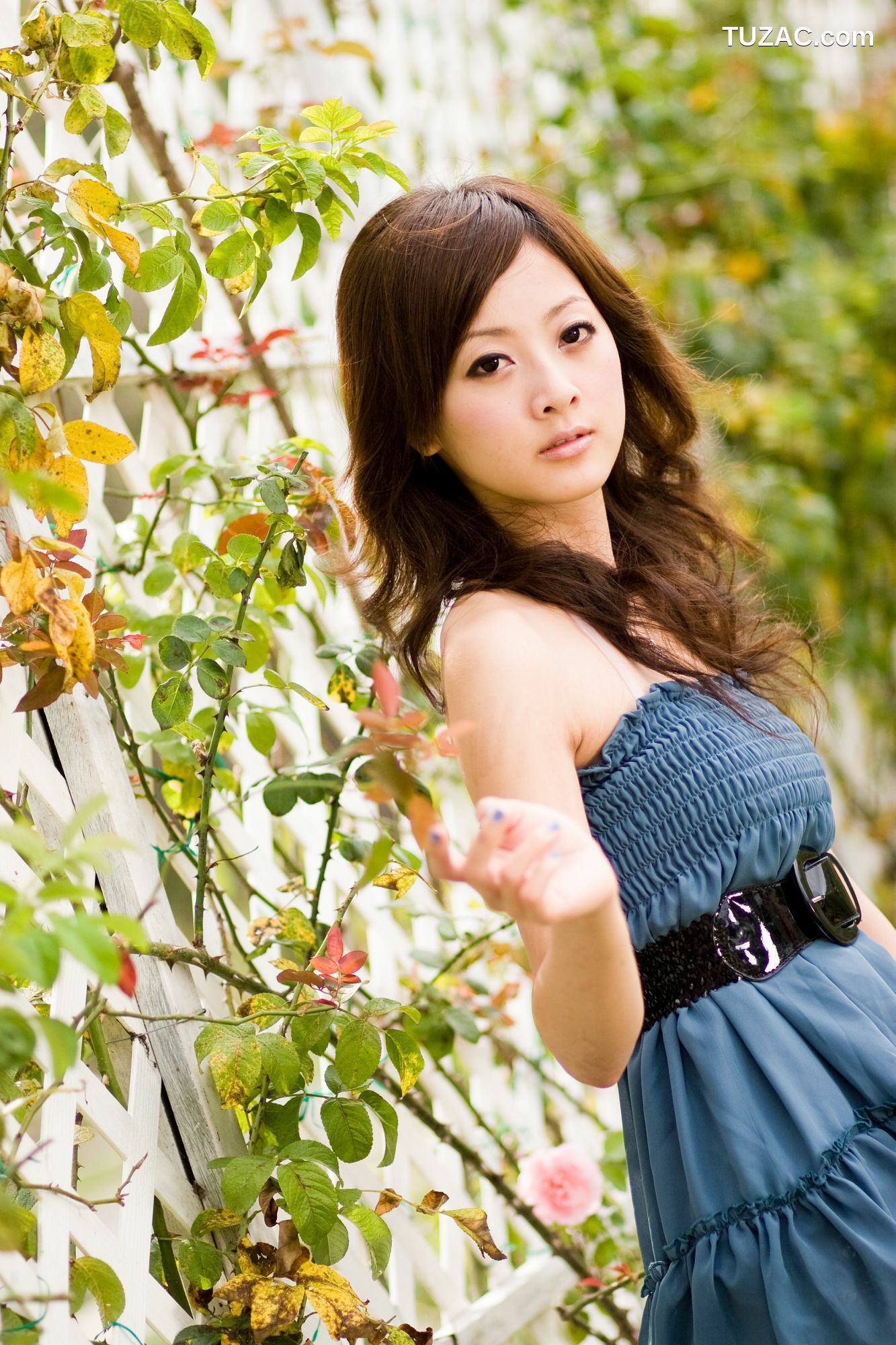 台湾正妹_张凯洁/张允霏《士林官邸外拍》写真集