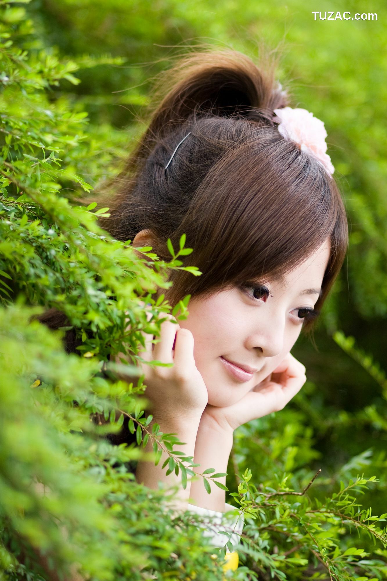 台湾正妹_张凯洁/张允霏《士林官邸外拍》写真集