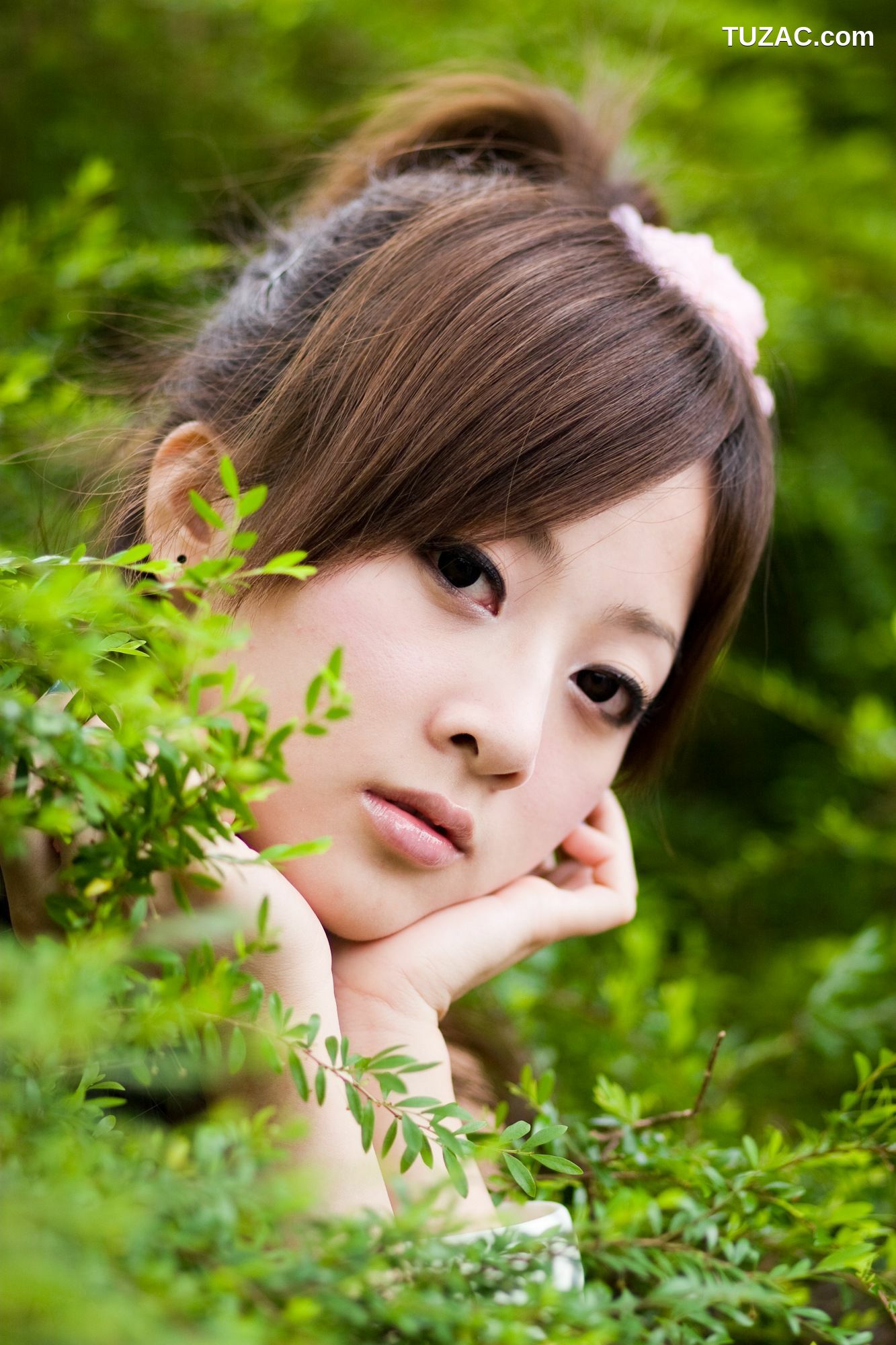 台湾正妹_张凯洁/张允霏《士林官邸外拍》写真集