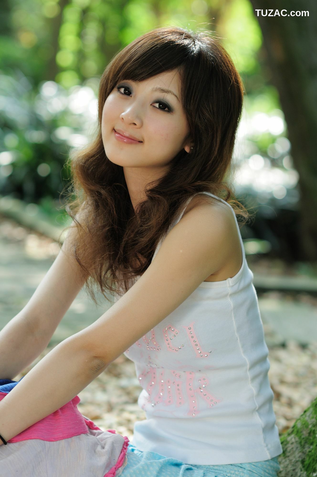 台湾正妹_张凯洁/张允霏《陽明山美軍宿舍》第1部 写真集