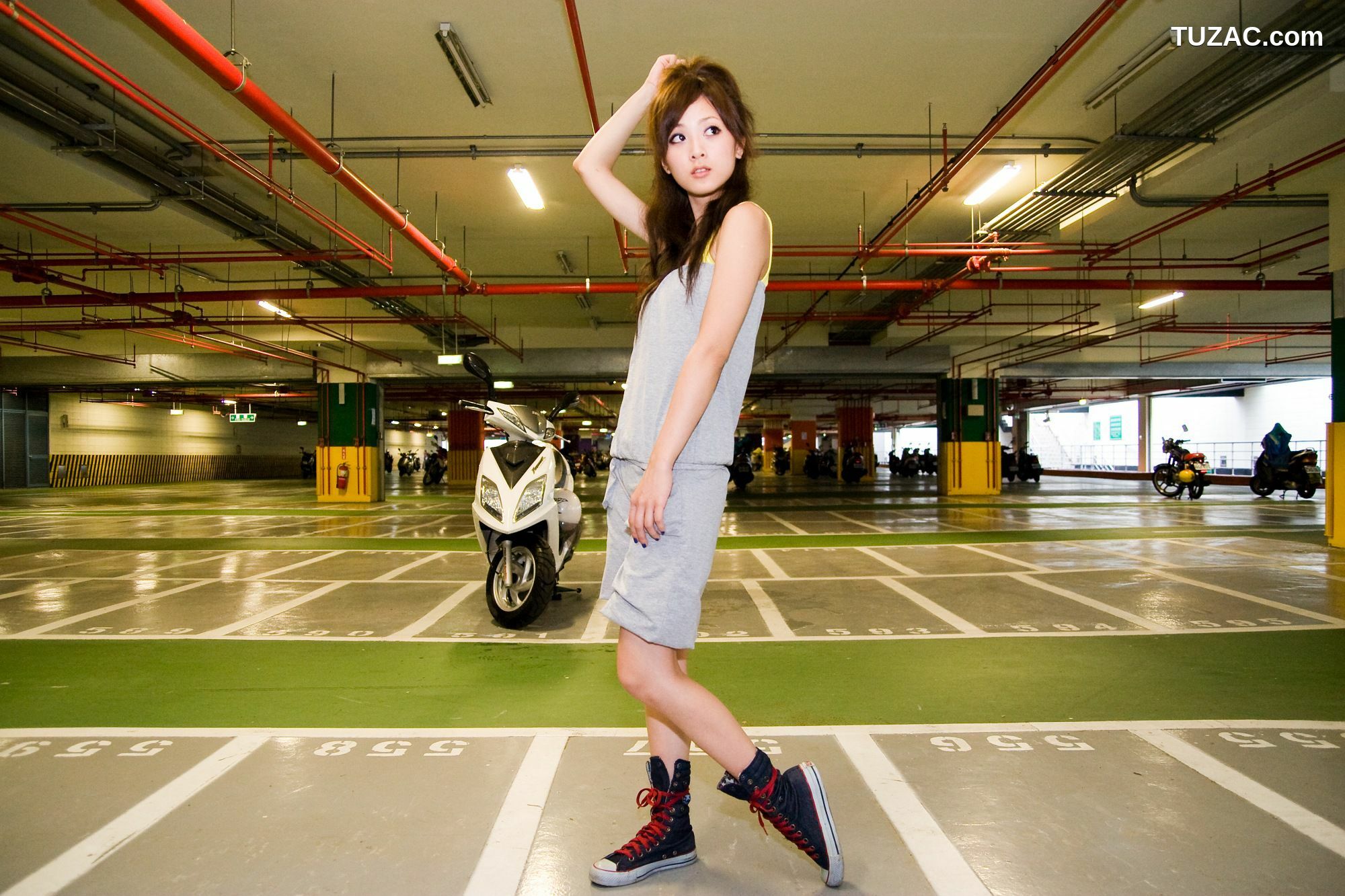 台湾正妹_张凯洁/果子MM《台大外拍》第2部 写真集