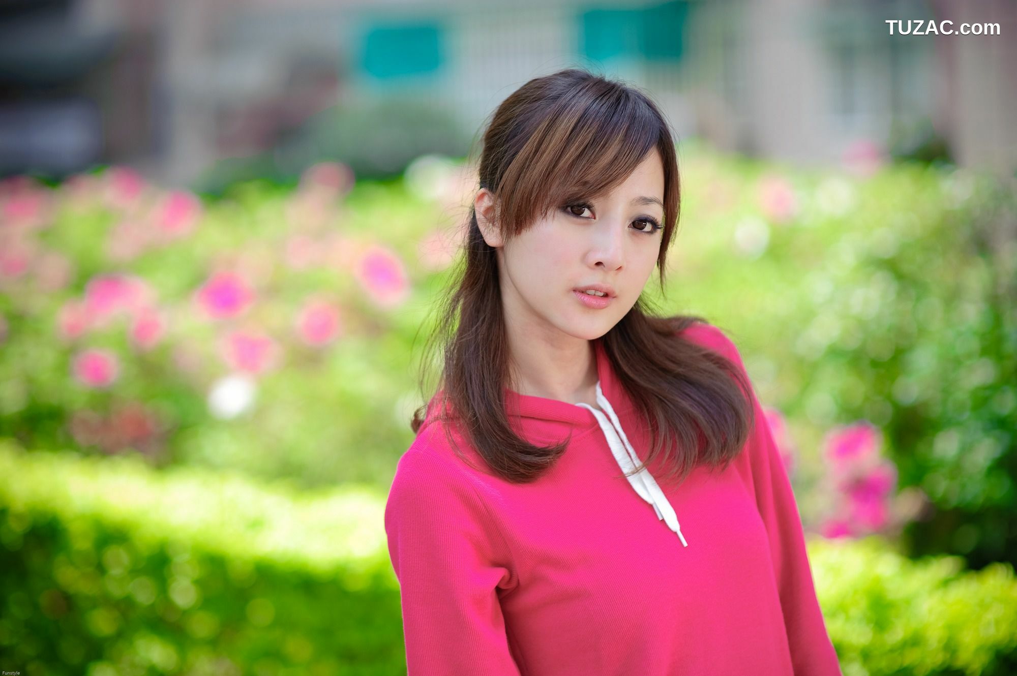 台湾正妹_张凯洁/果子MM《水博館外拍》写真集