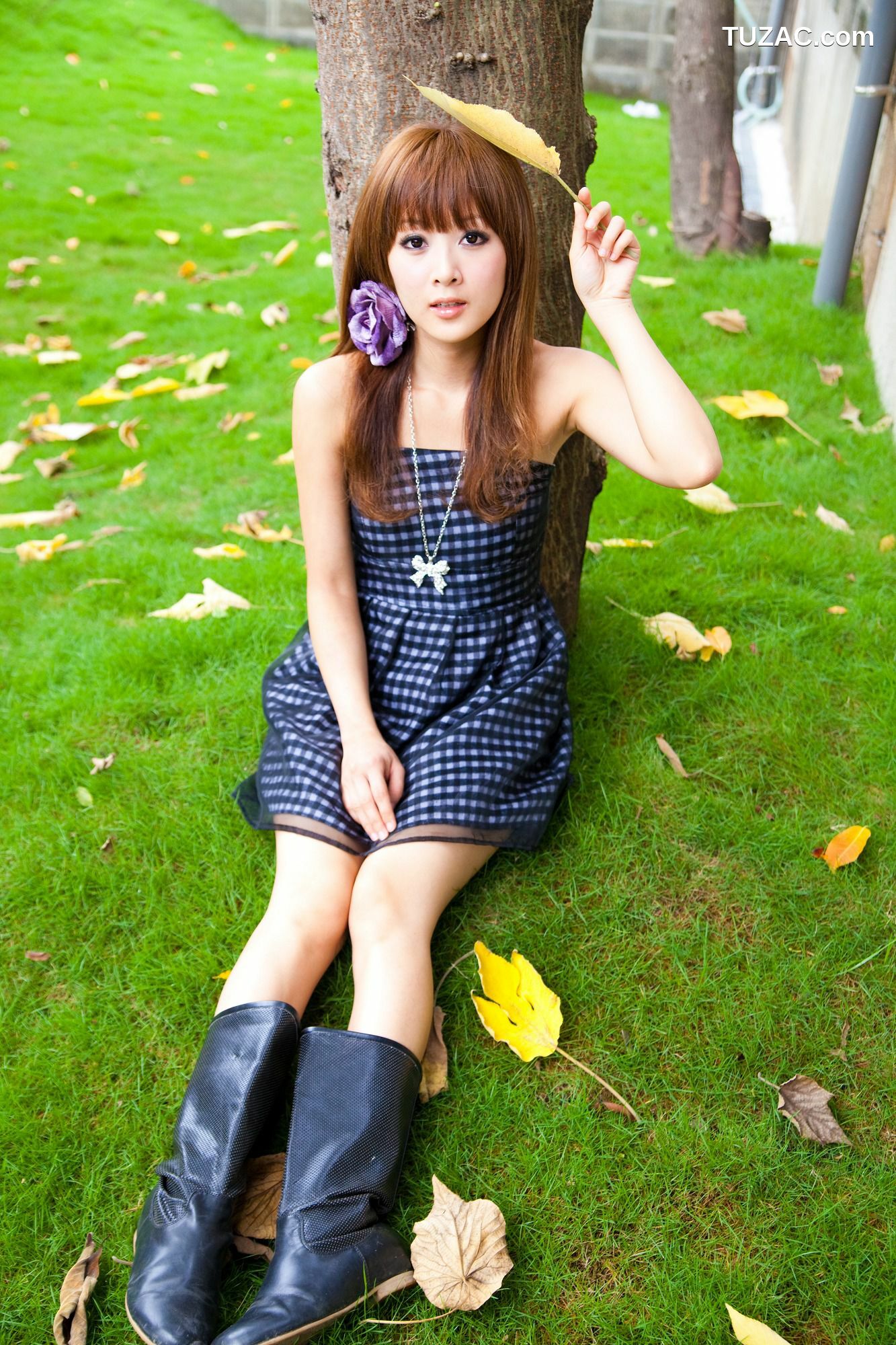 台湾正妹_果子MM/Mikako《華山藝文中心外拍》写真集