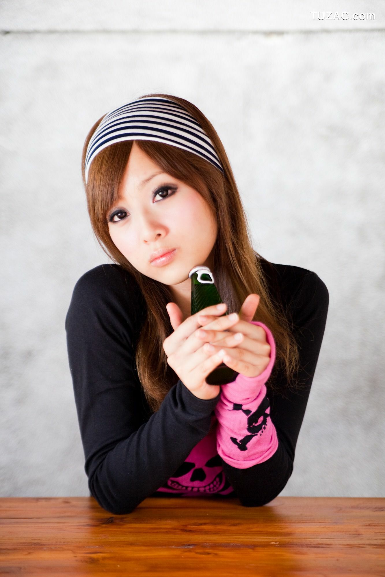 台湾正妹_果子MM/Mikako《華山藝文中心外拍》写真集