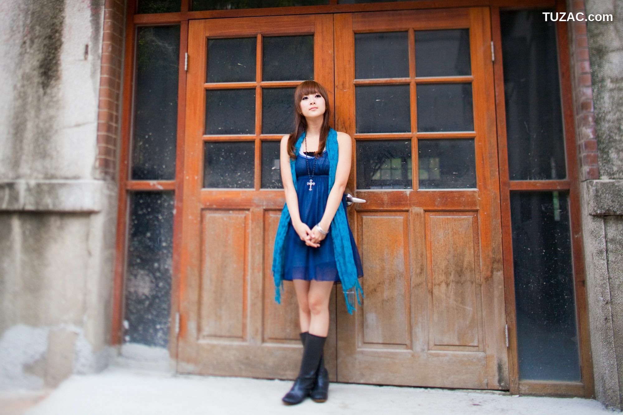 台湾正妹_果子MM/Mikako《華山藝文中心外拍》写真集