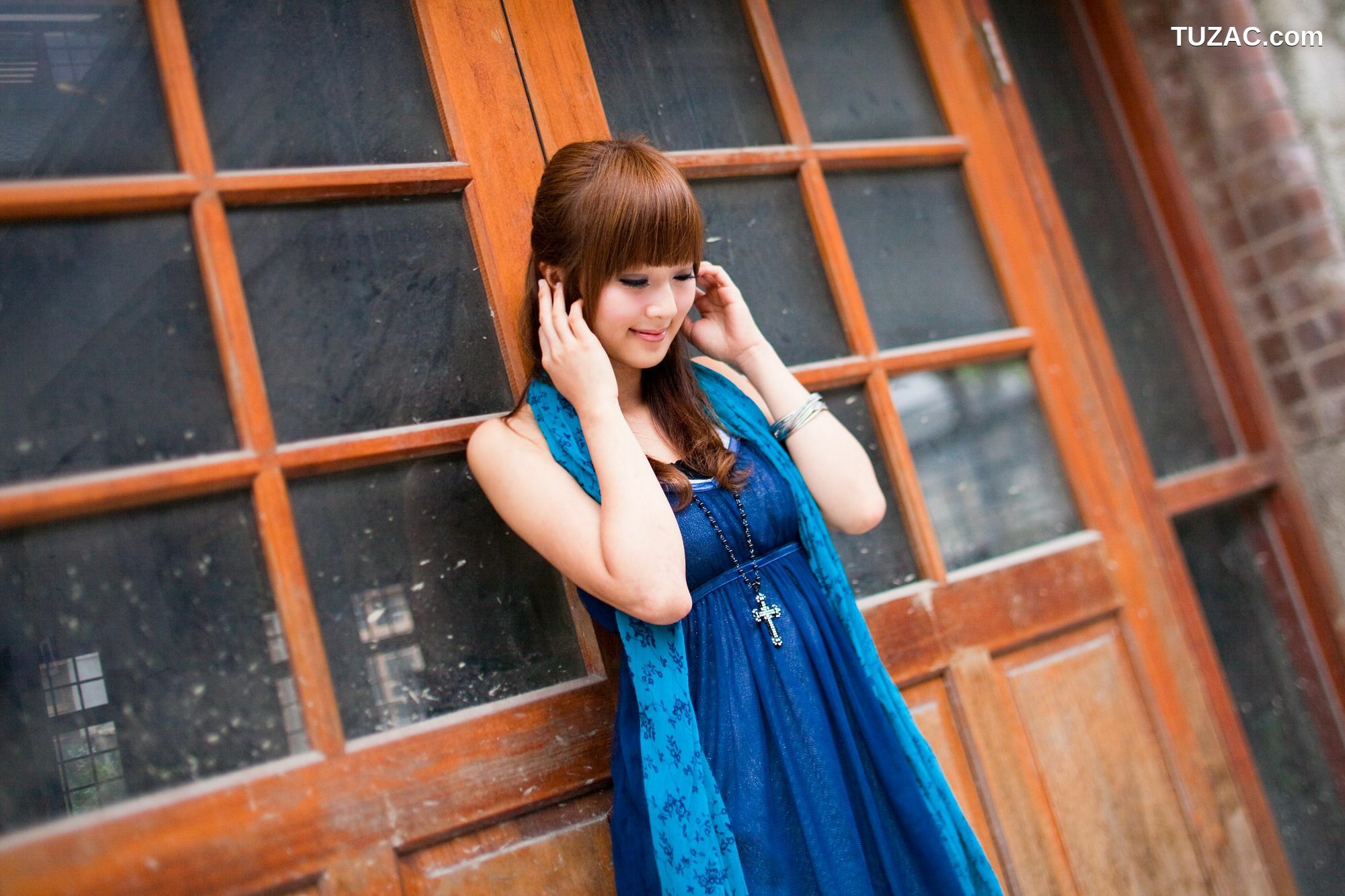 台湾正妹_果子MM/Mikako《華山藝文中心外拍》写真集