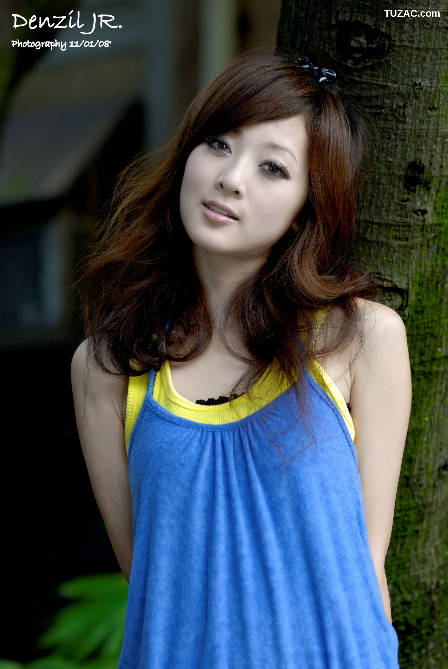 台湾正妹_果子MM/张允霏 《台大外拍》第1部 写真集