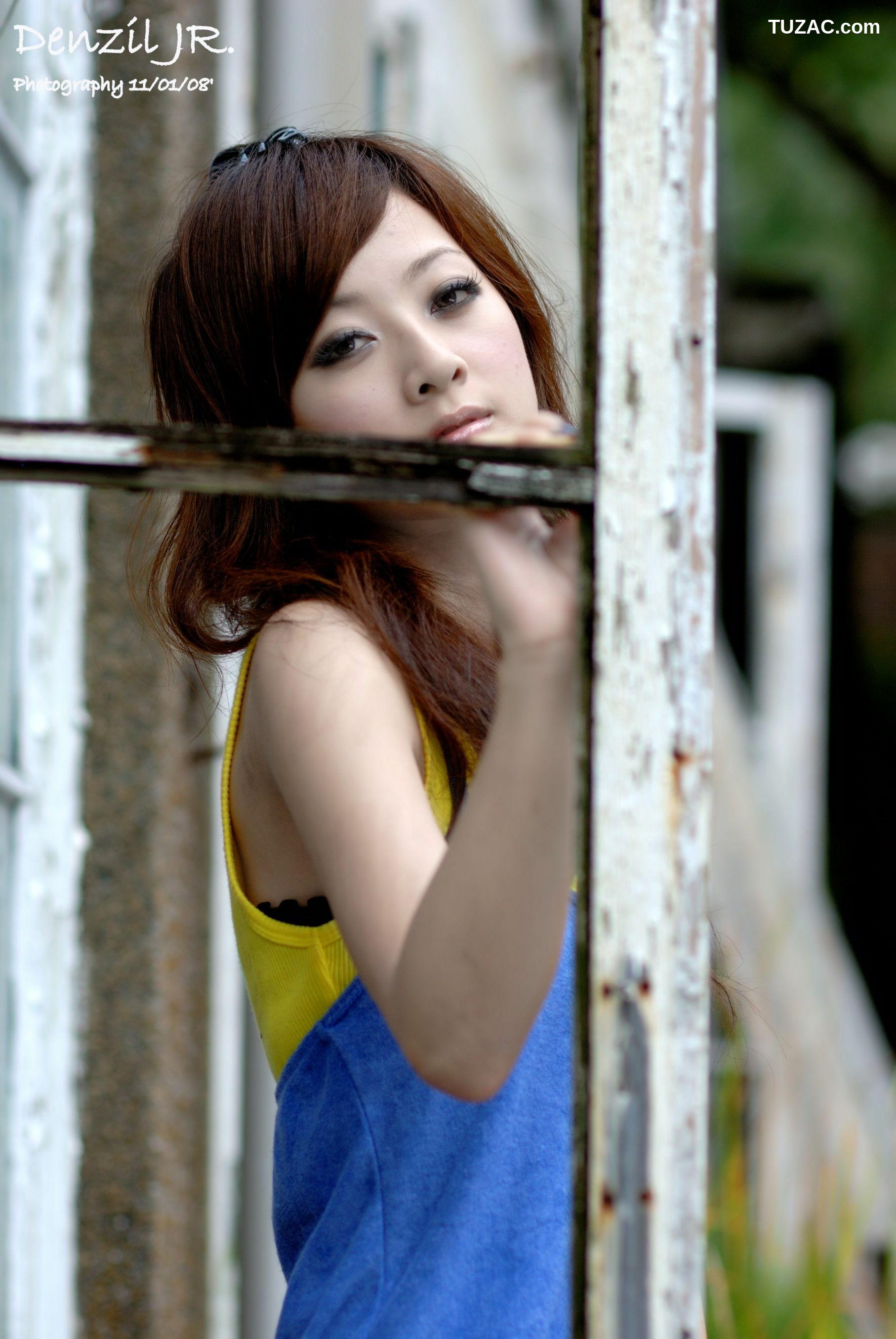 台湾正妹_果子MM/张允霏 《台大外拍》第1部 写真集