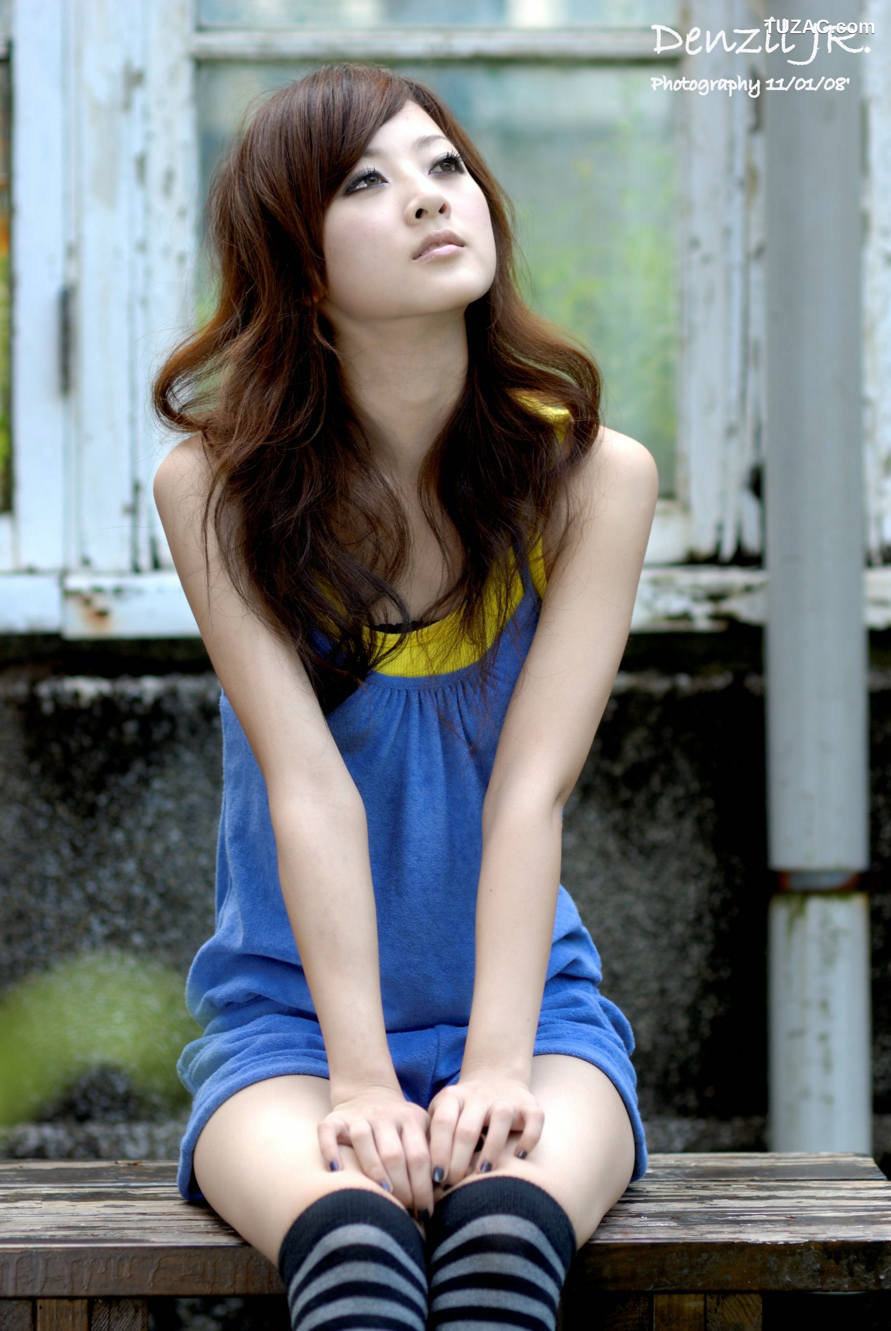 台湾正妹_果子MM/张允霏 《台大外拍》第1部 写真集