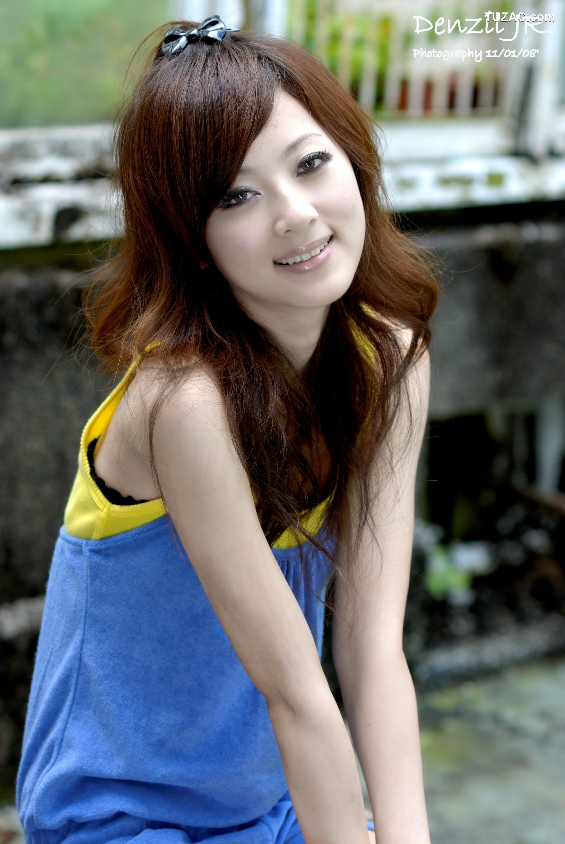 台湾正妹_果子MM/张允霏 《台大外拍》第1部 写真集