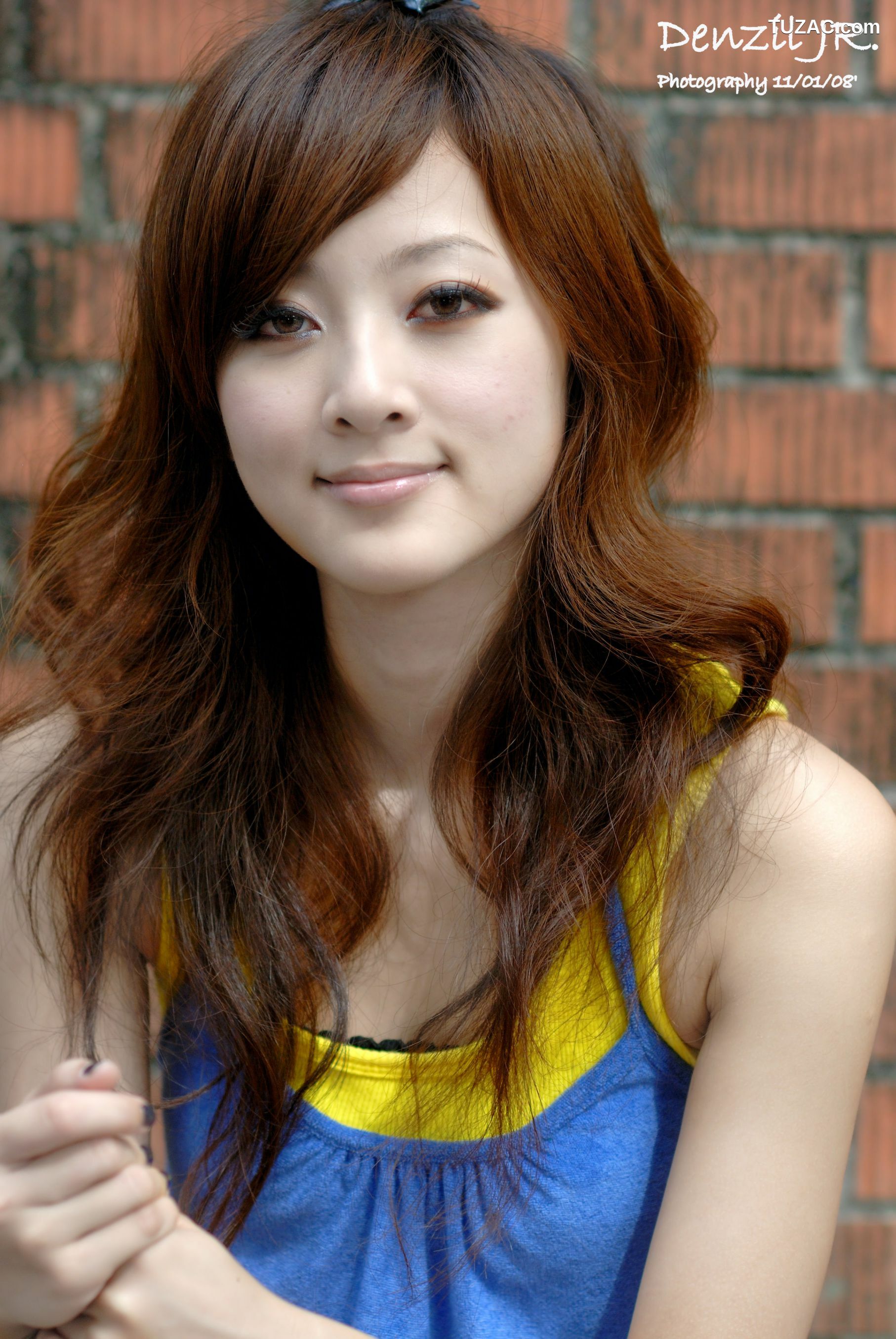 台湾正妹_果子MM/张允霏 《台大外拍》第1部 写真集