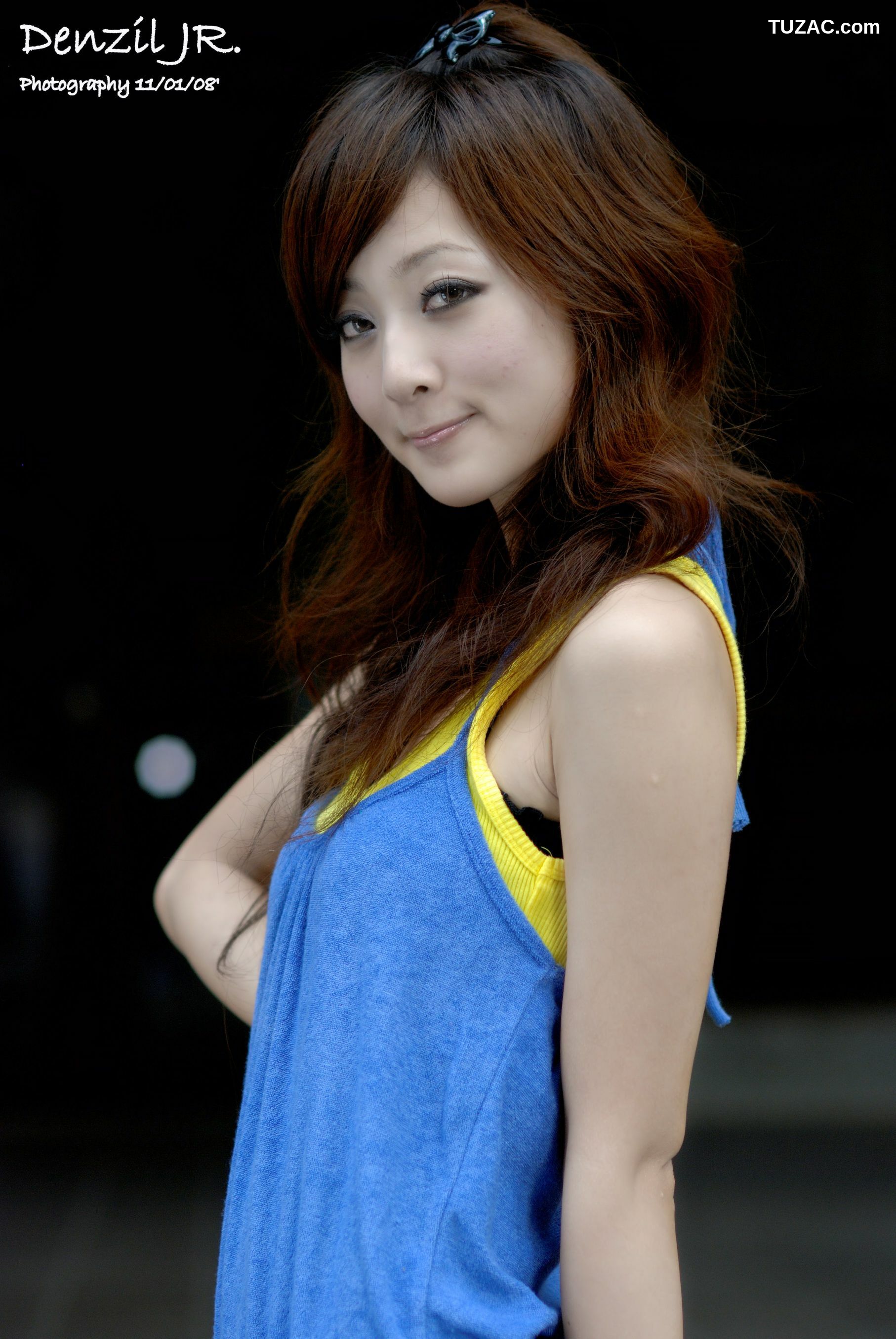 台湾正妹_果子MM/张允霏 《台大外拍》第1部 写真集