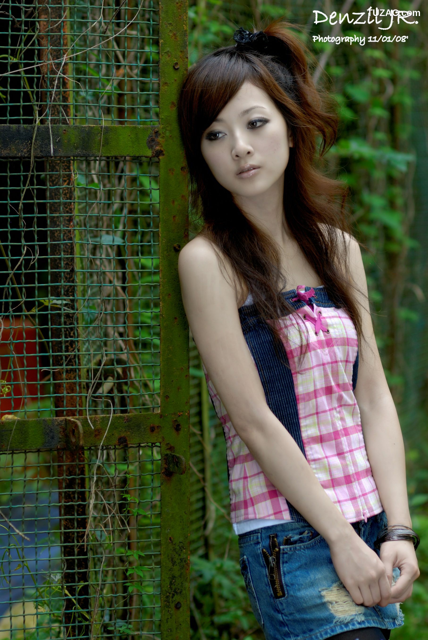 台湾正妹_果子MM/张允霏《台大外拍》第II部 写真集