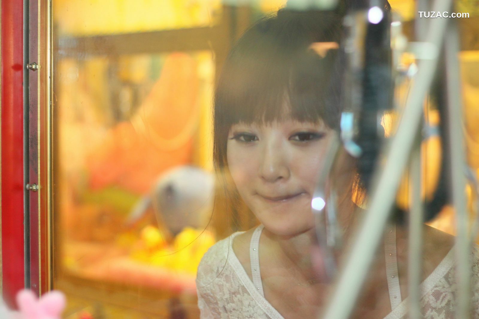 台湾正妹_果子MM/张允霏《士林外拍》写真集