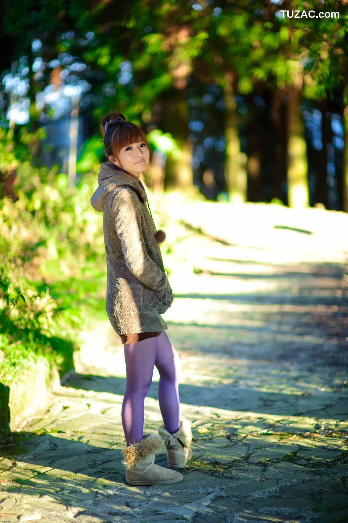 台湾正妹_果子MM/张允霏《果子遊清境》写真集