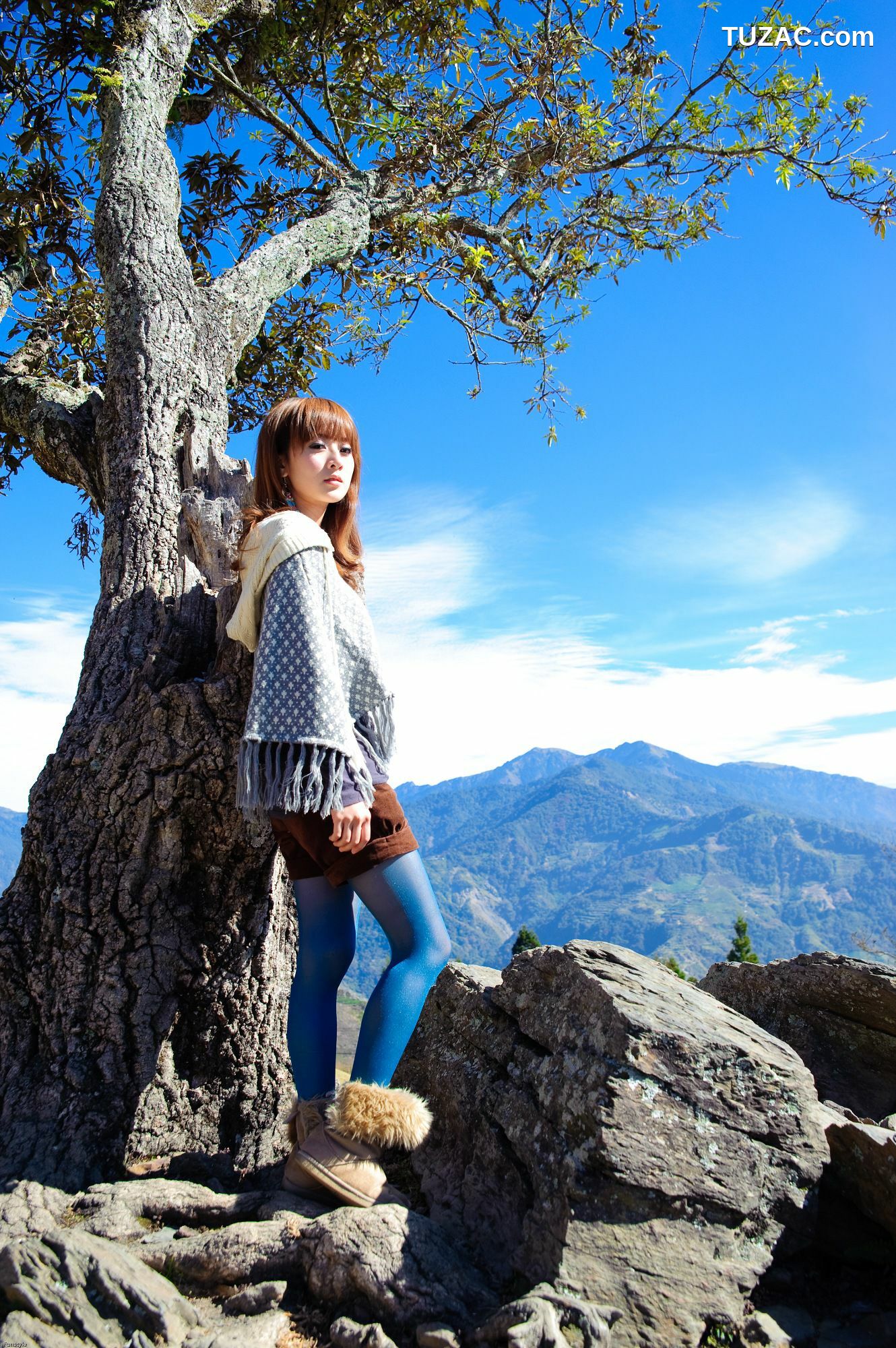 台湾正妹_果子MM/张允霏《果子遊清境》写真集