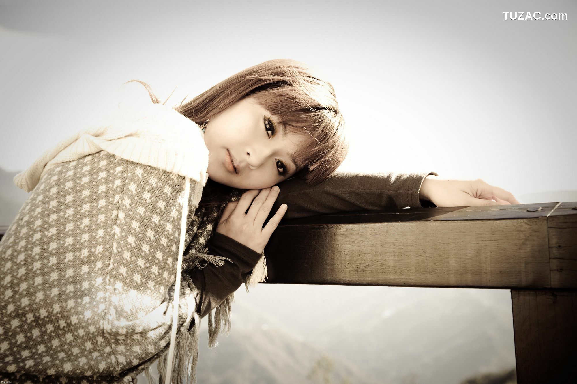 台湾正妹_果子MM/张允霏《果子遊清境》写真集