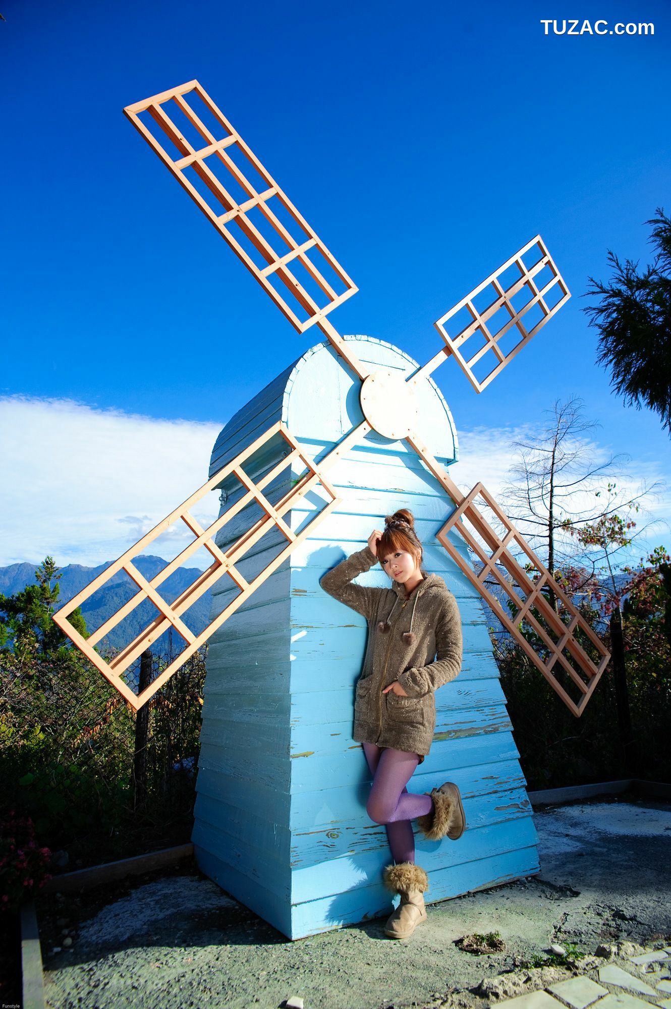 台湾正妹_果子MM/张允霏《果子遊清境》写真集