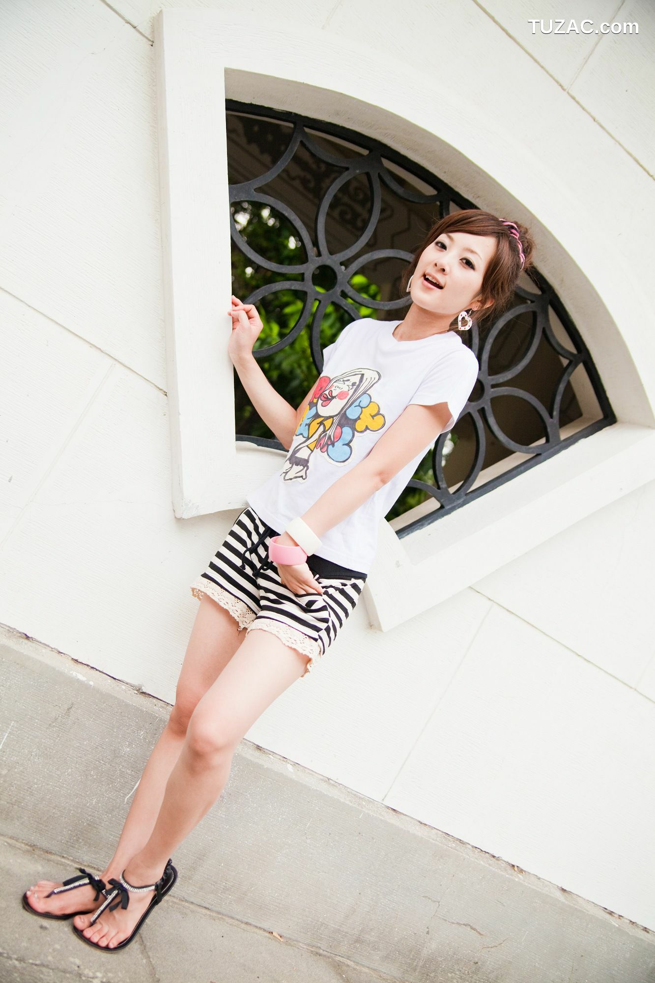 台湾正妹_果子MM(张凯洁)《西門町+植物園+中正紀念堂》外拍写真集