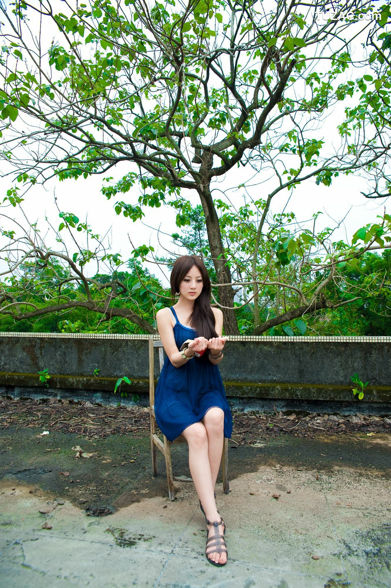 台湾正妹_果子MM/张凯洁《台大外拍》 第9部 写真集