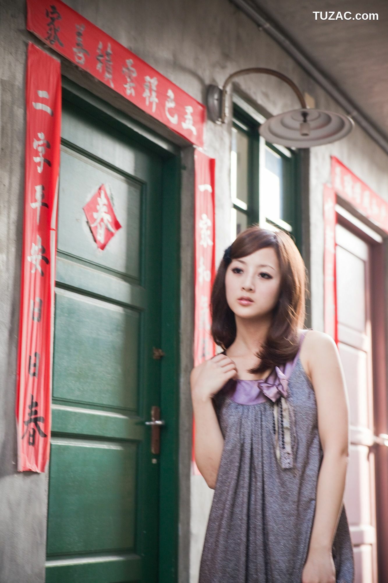 台湾正妹_果子MM/张凯洁《四四南村+大安森林公園外拍》写真集