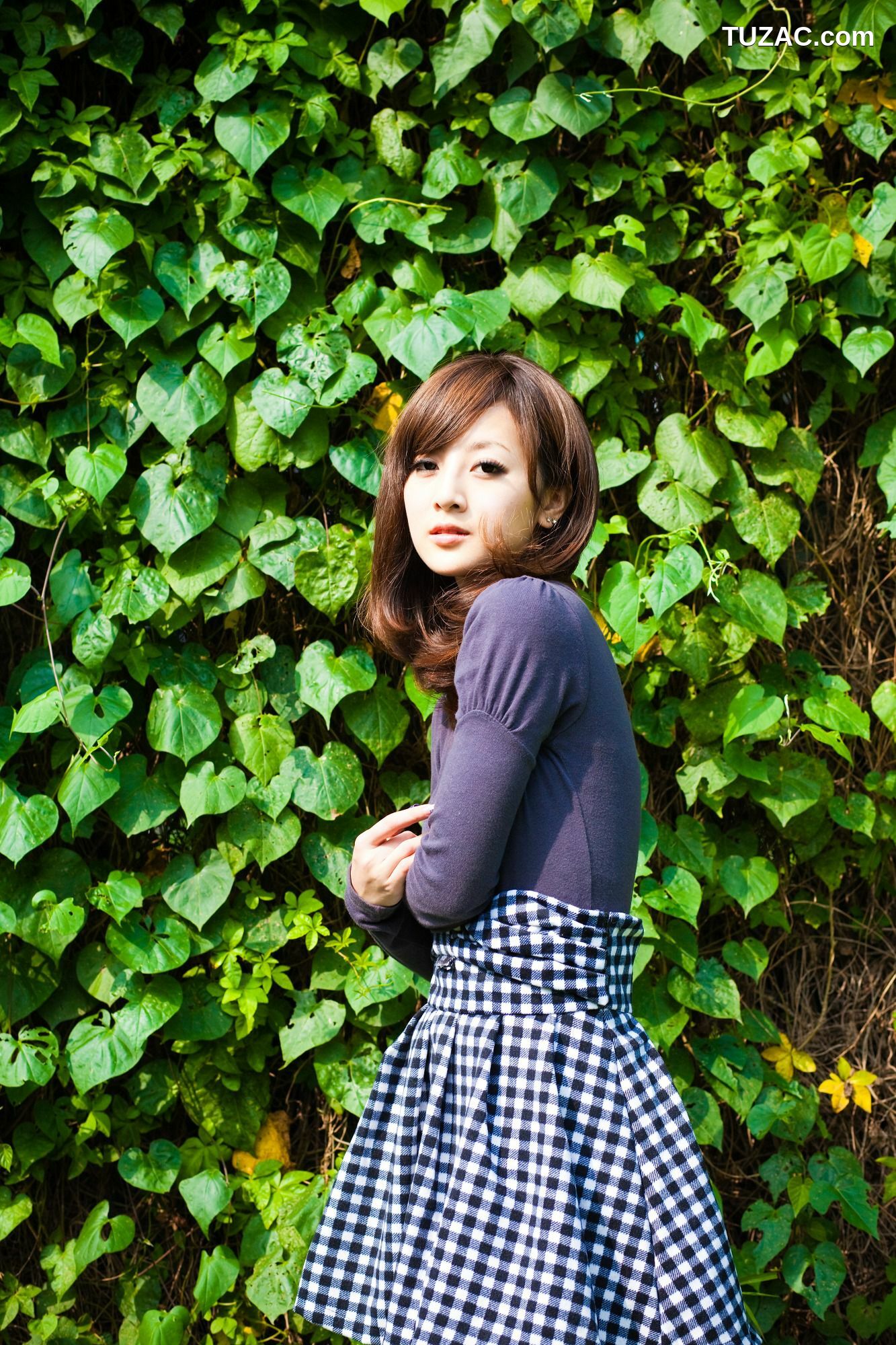 台湾正妹_果子MM/张凯洁《四四南村+大安森林公園外拍》写真集