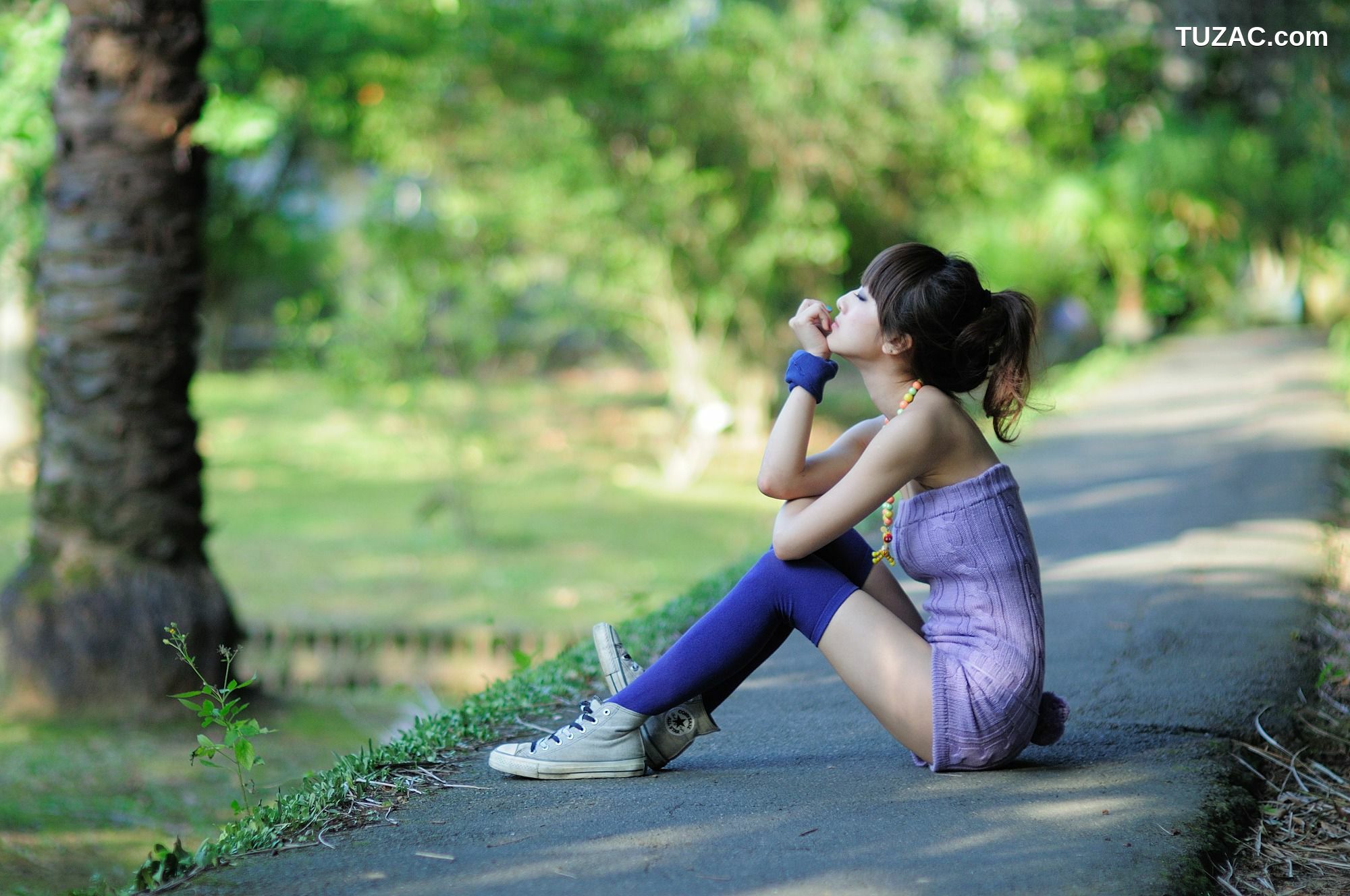 台湾正妹_果子MM/张凯洁《士林官邸外拍》第I部 写真集