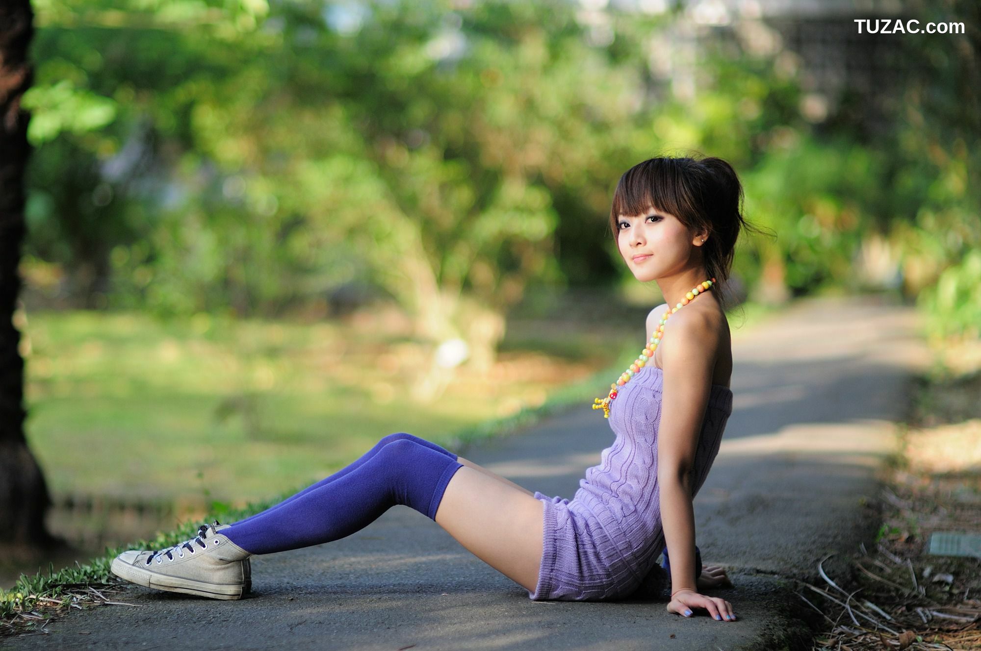 台湾正妹_果子MM/张凯洁《士林官邸外拍》第I部 写真集