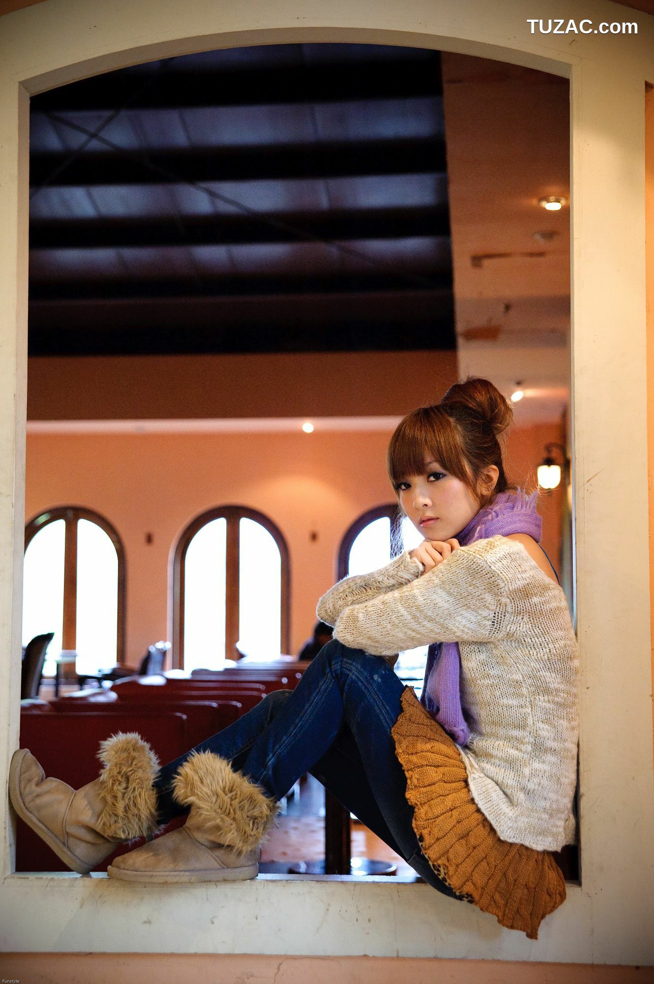 台湾正妹_果子MM/张凯洁《法國農莊外拍》写真集