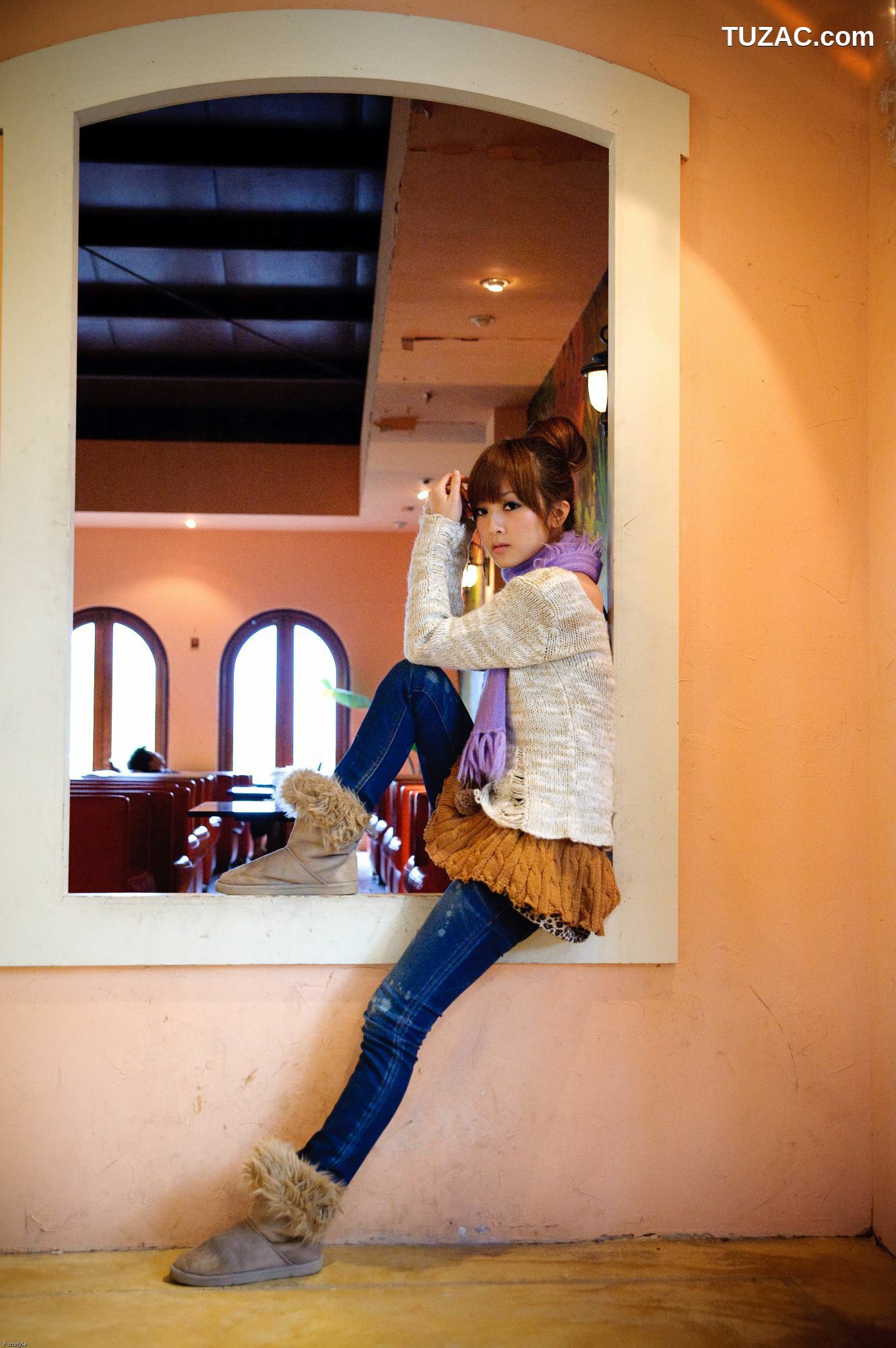 台湾正妹_果子MM/张凯洁《法國農莊外拍》写真集