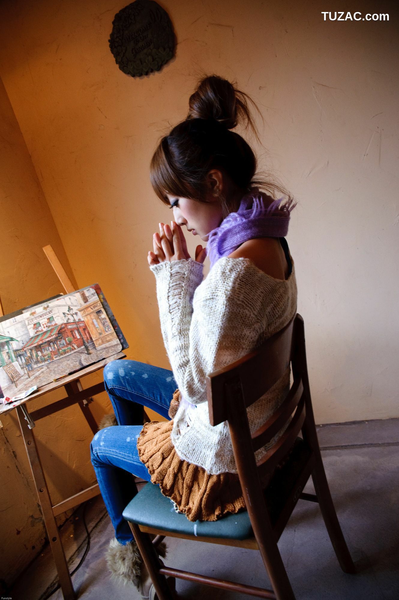 台湾正妹_果子MM/张凯洁《法國農莊外拍》写真集