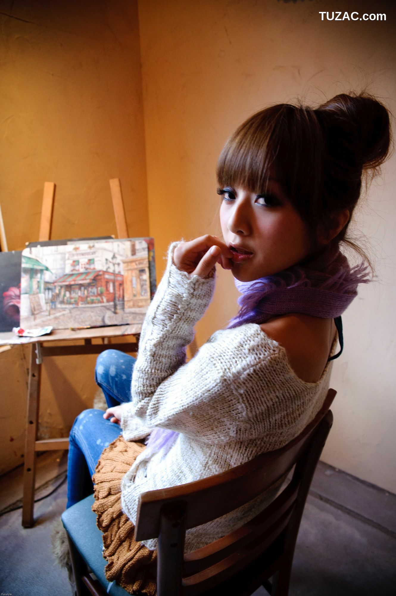 台湾正妹_果子MM/张凯洁《法國農莊外拍》写真集