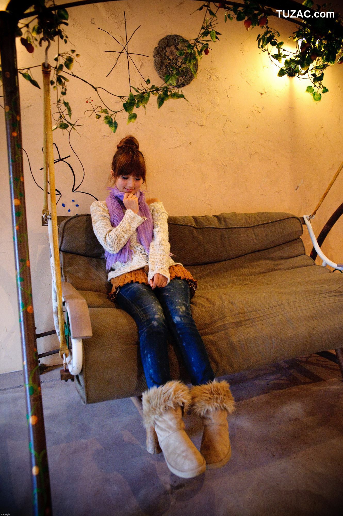 台湾正妹_果子MM/张凯洁《法國農莊外拍》写真集