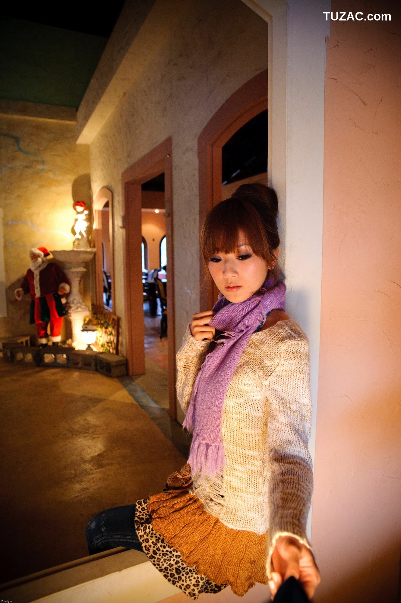 台湾正妹_果子MM/张凯洁《法國農莊外拍》写真集