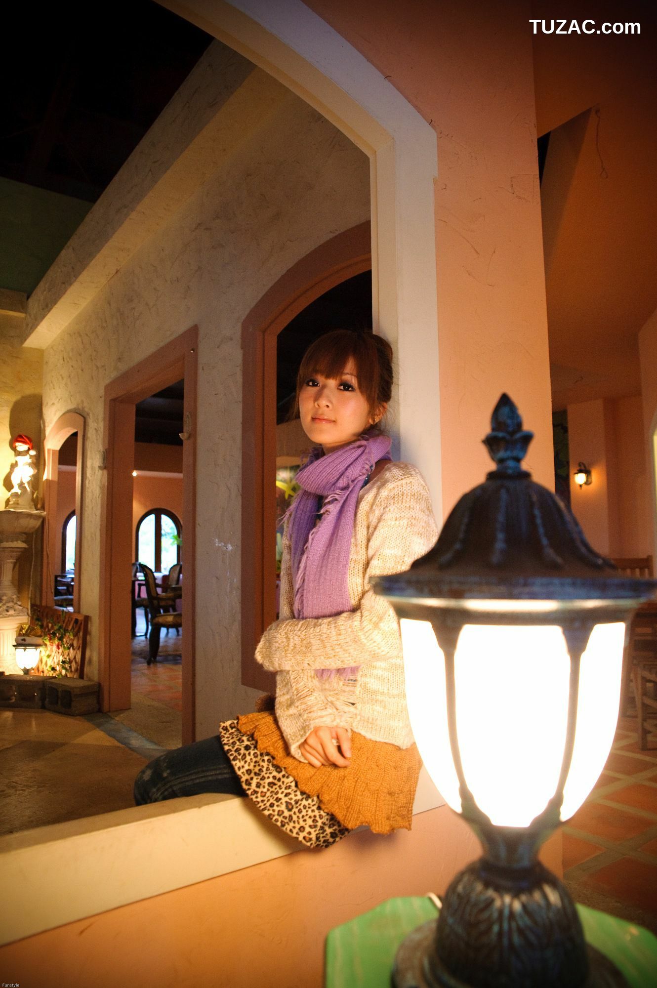 台湾正妹_果子MM/张凯洁《法國農莊外拍》写真集