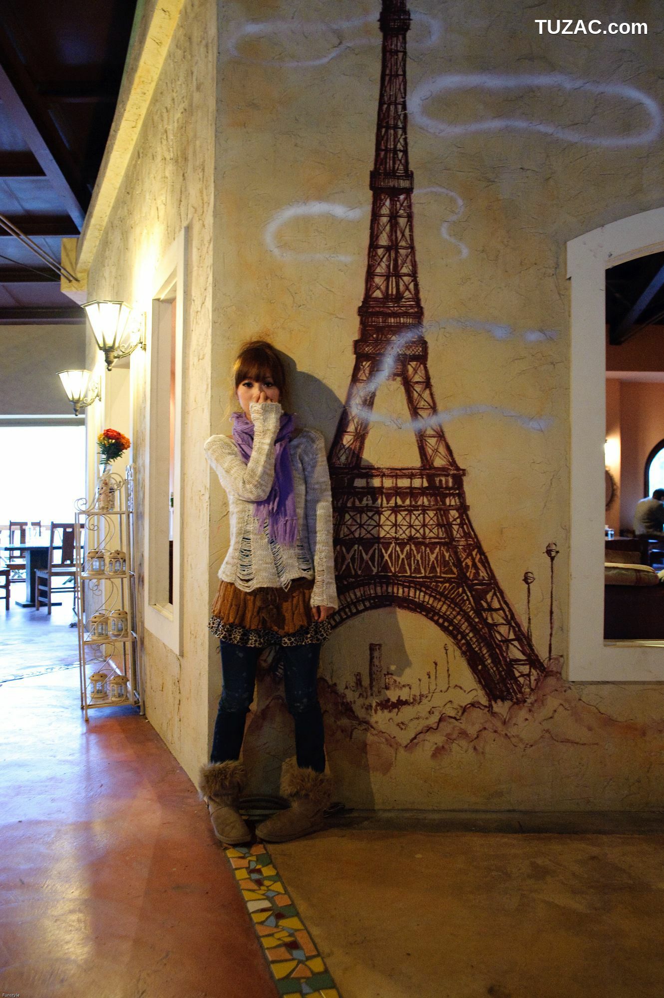 台湾正妹_果子MM/张凯洁《法國農莊外拍》写真集