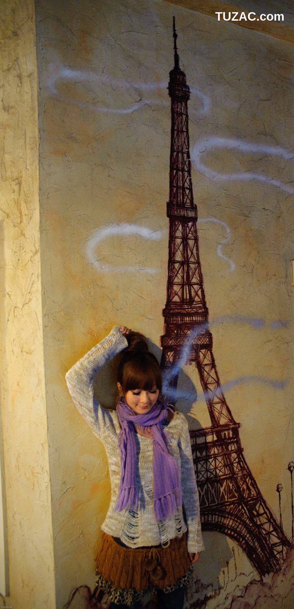 台湾正妹_果子MM/张凯洁《法國農莊外拍》写真集