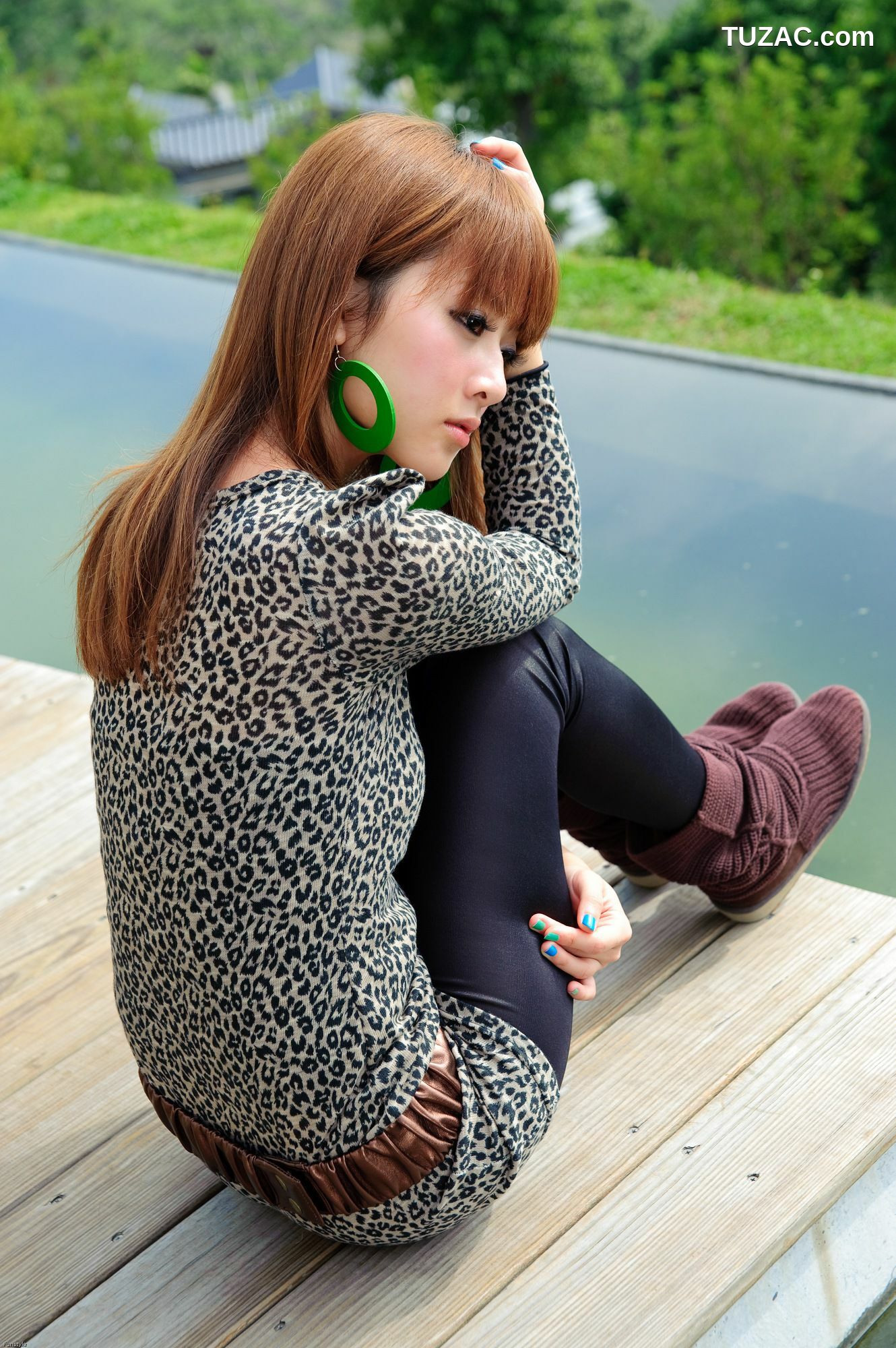 台湾正妹_果子、小品(何品玫)、兔兔(果品兔)《天空之城x舊泰安車站》第II部 写真集