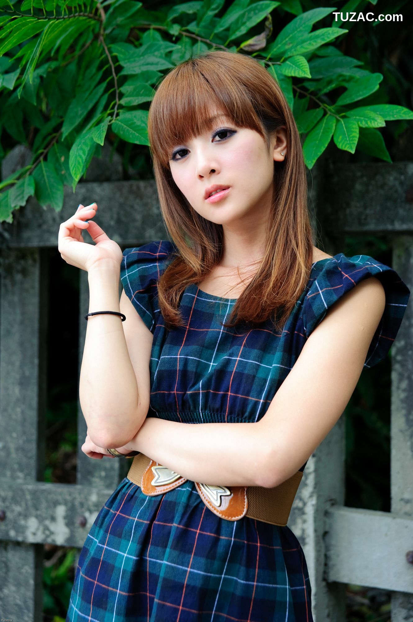 台湾正妹_果子、小品(何品玫)、兔兔(果品兔)《天空之城x舊泰安車站》第II部 写真集