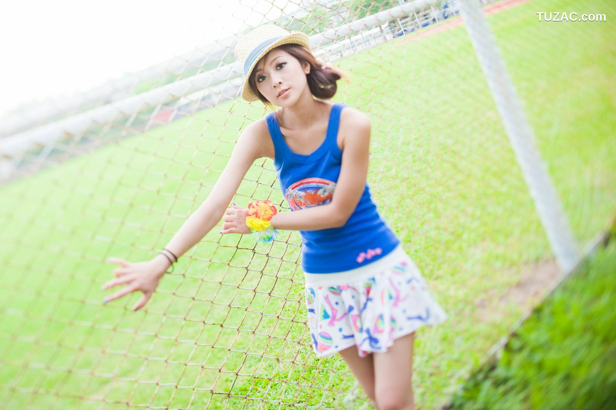 台湾正妹_果子、小品、兔兔(品果兔)《國光社區外拍》第II部 写真集