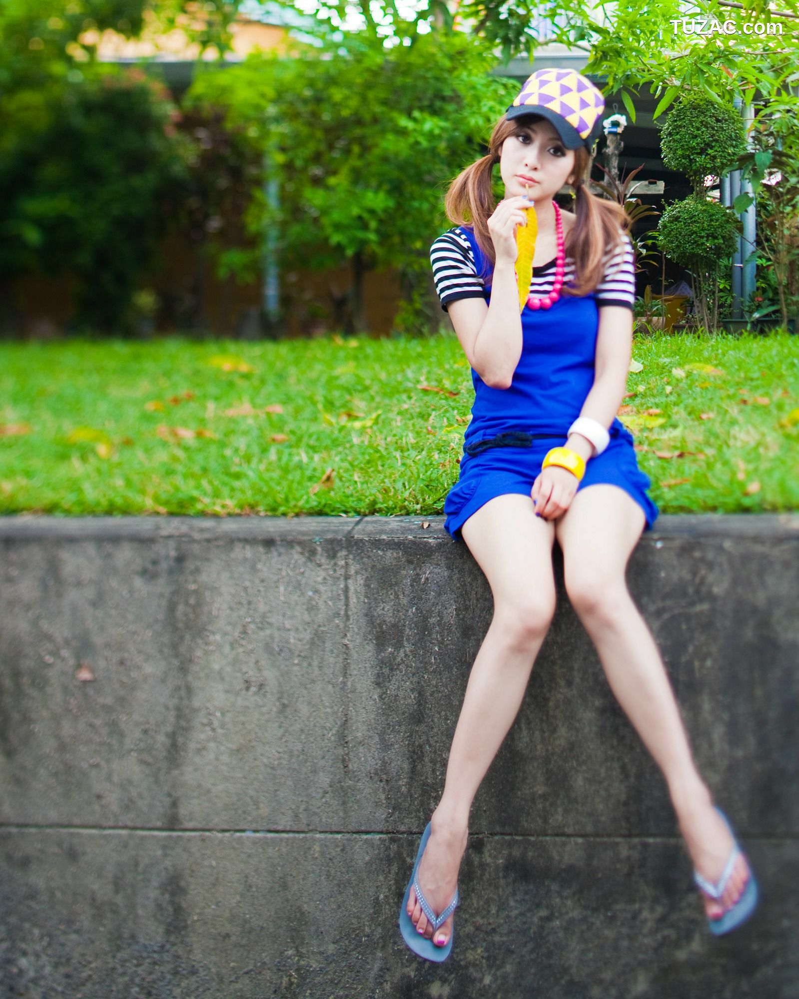 台湾正妹_果子、小品、兔兔(品果兔)《國光社區外拍》第II部 写真集