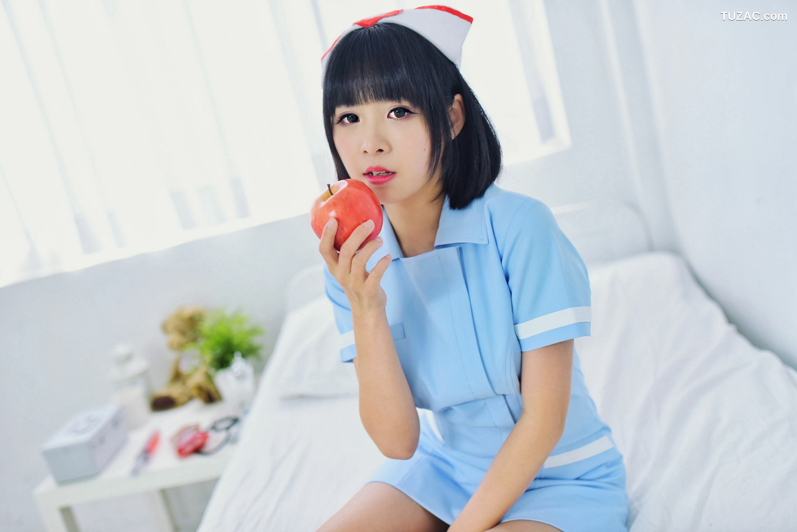台湾正妹_海琳《护士与女仆》 写真集[40P]