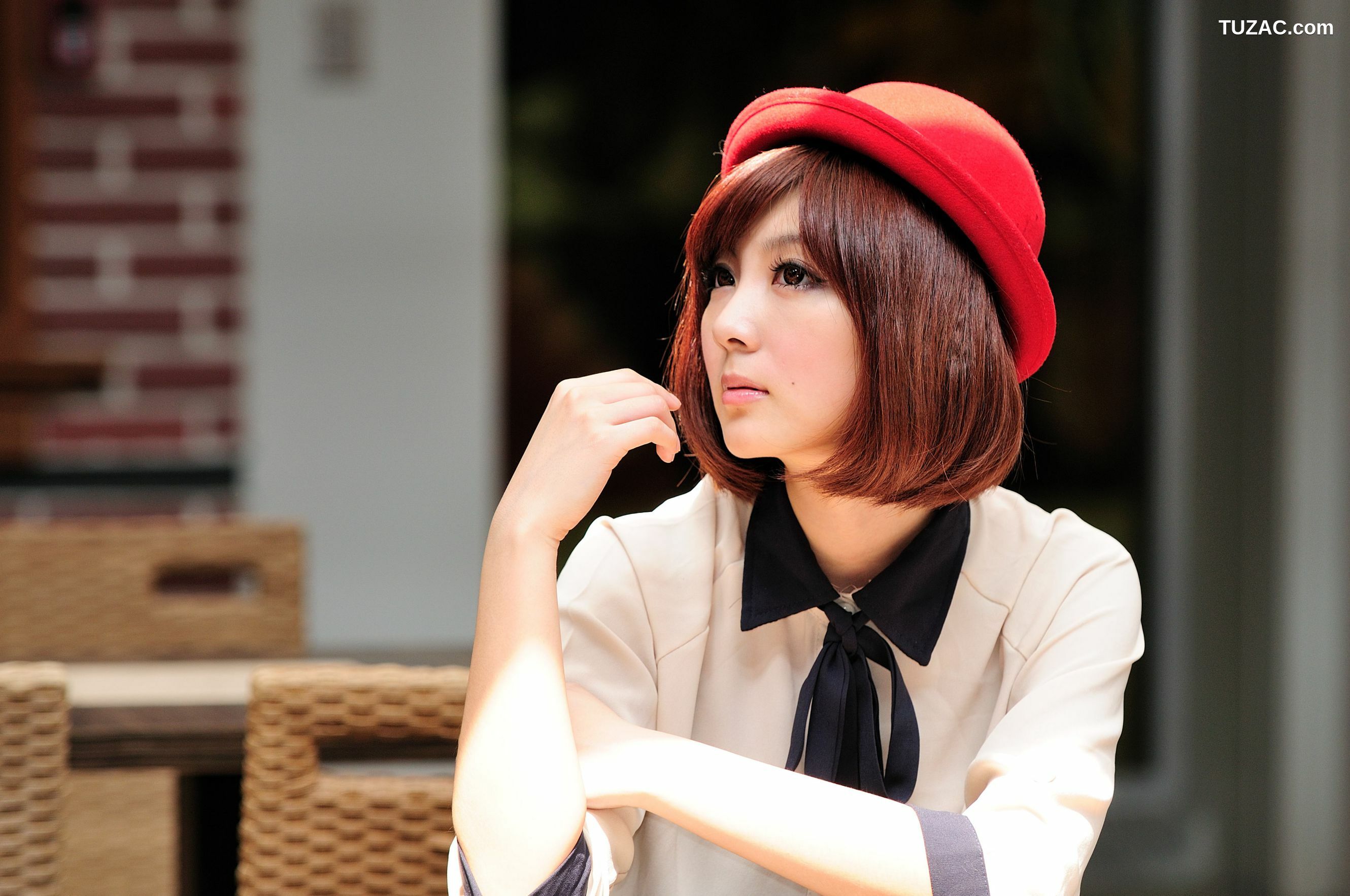 台湾正妹_短发美女小猪patty《2组小清新街拍》写真集