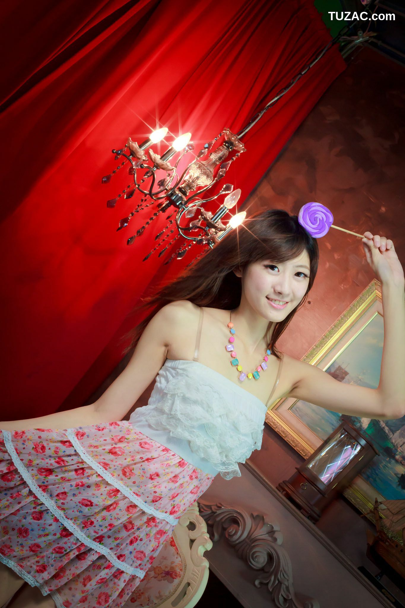 台湾正妹_腿模Queena/林茉晶《棚拍写真图片》 写真合集