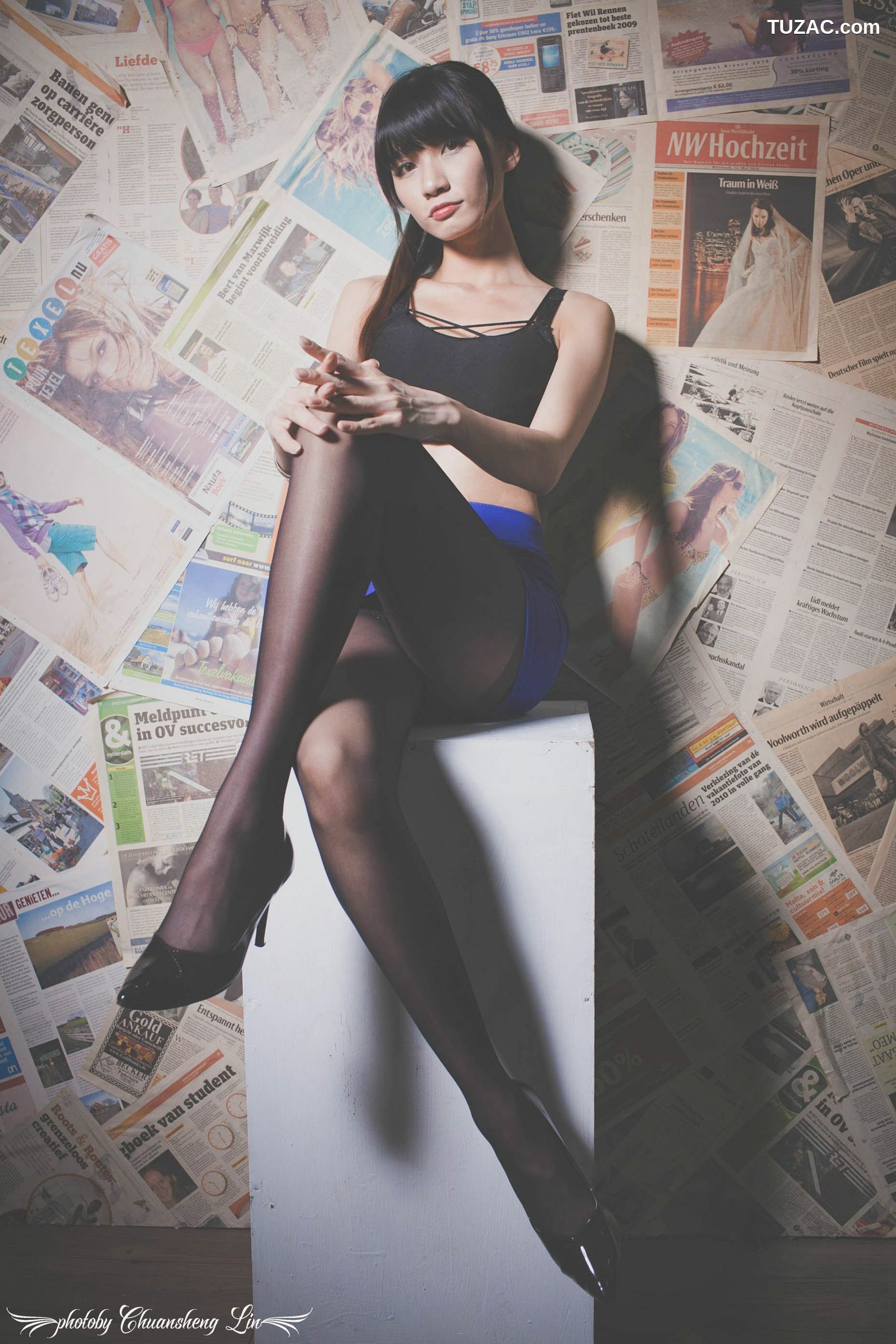 台湾正妹_蔡译心Candice《黑丝包臀裙美腿女郎》 写真集[27P]