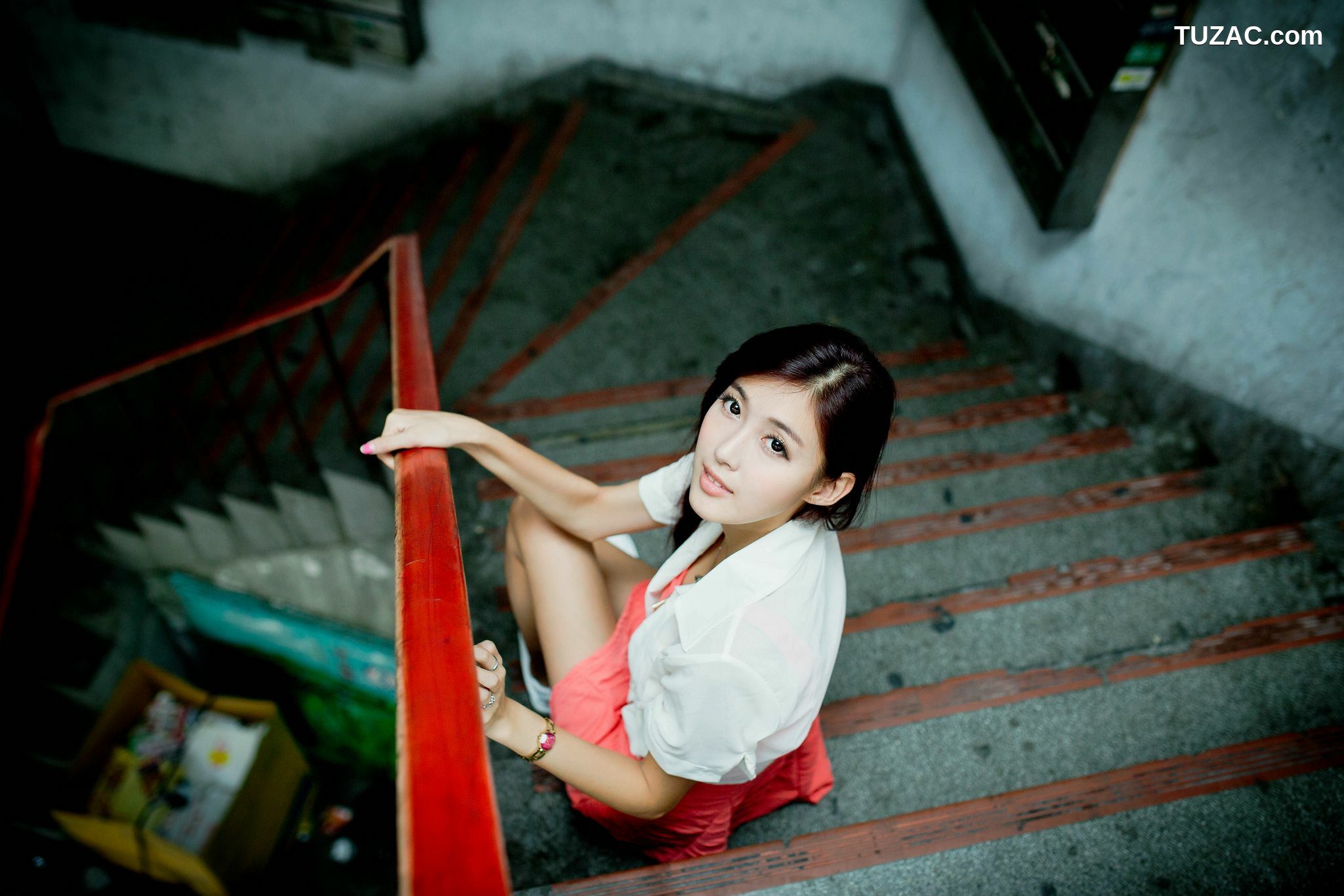 台湾正妹_金允乔/Kila晶晶《環南公寓外拍》写真集