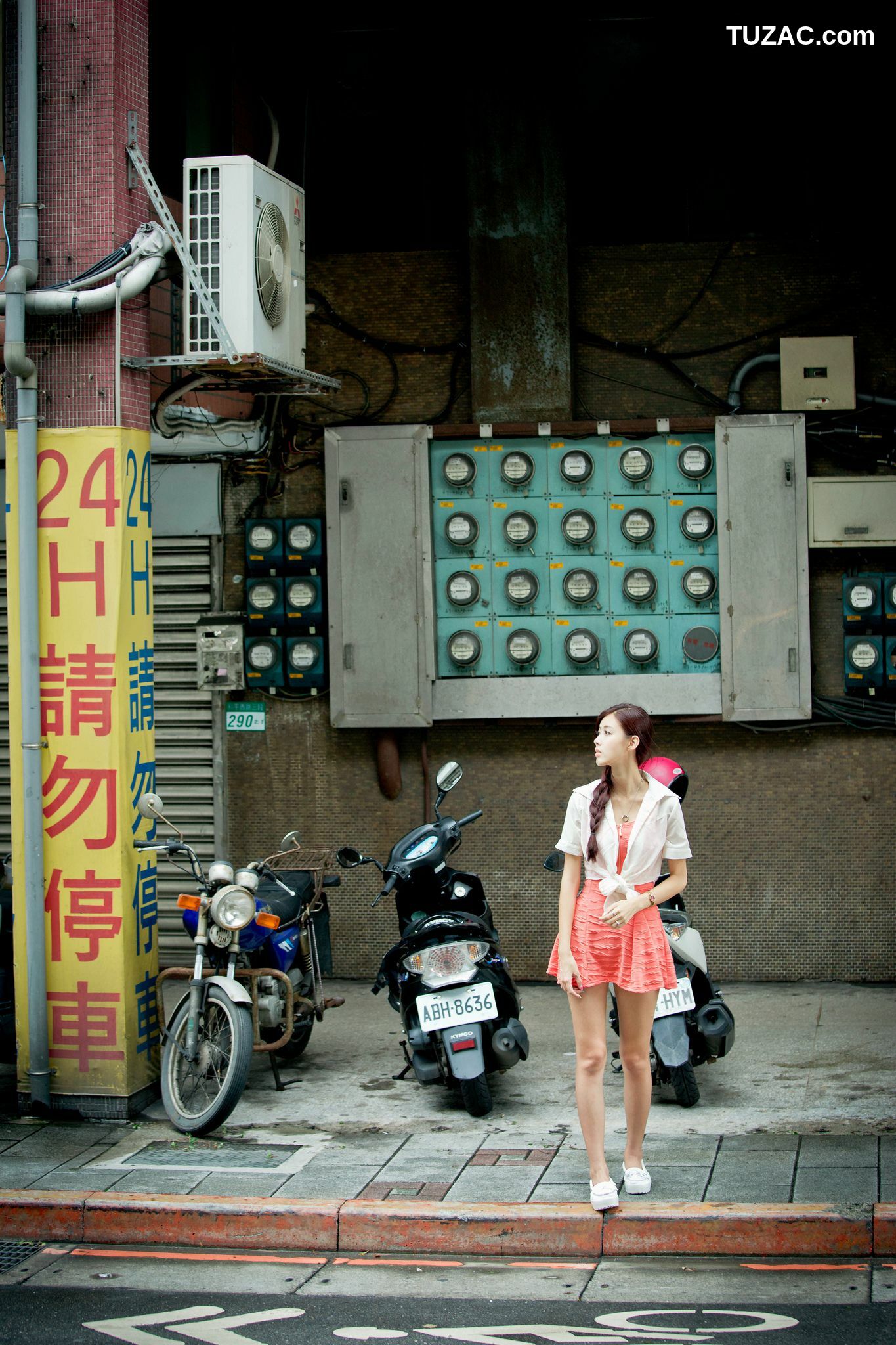 台湾正妹_金允乔/Kila晶晶《環南公寓外拍》写真集