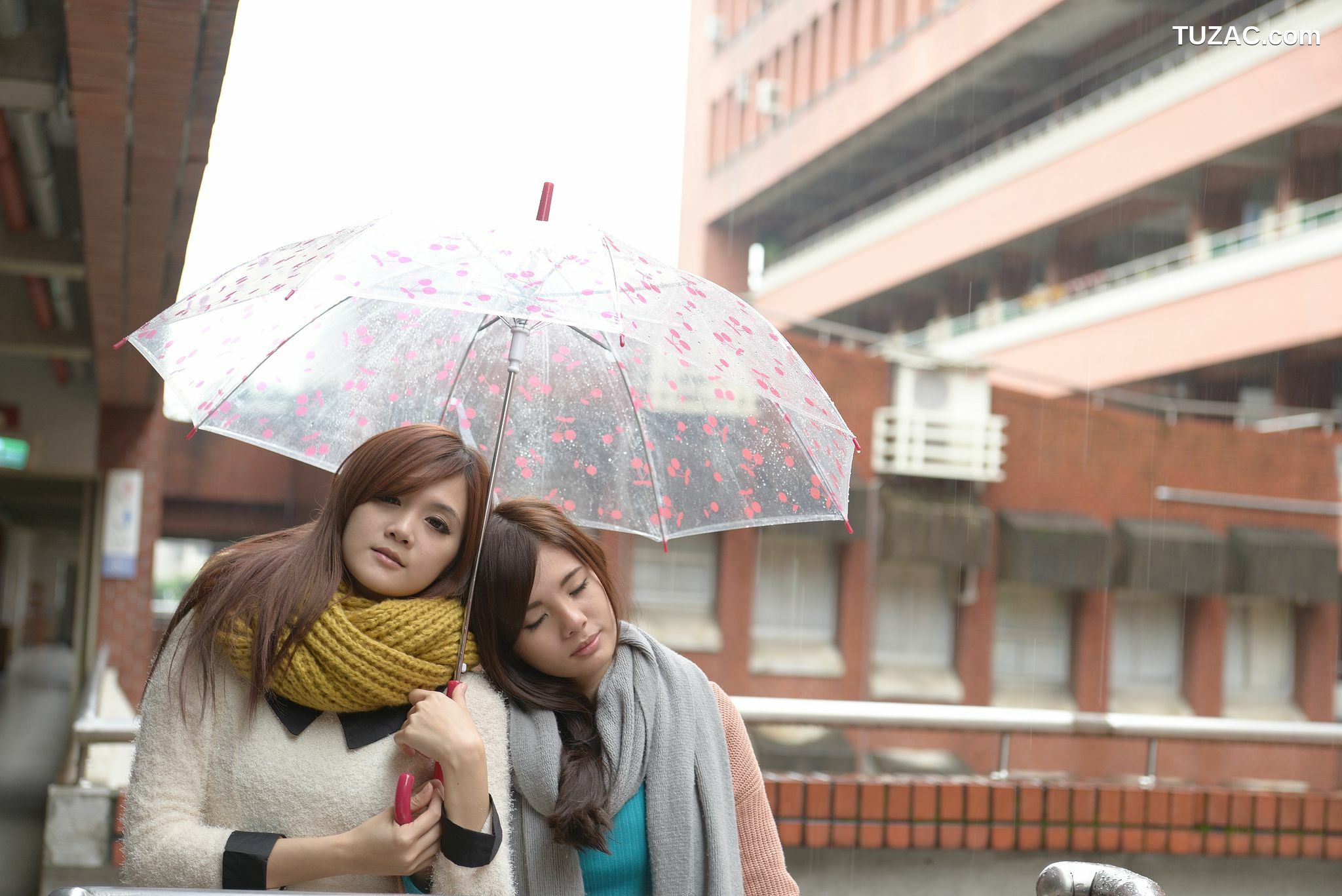 台湾正妹_鲔鱼/徐玮吟+蔡小潔《室拍+外拍》写真合集