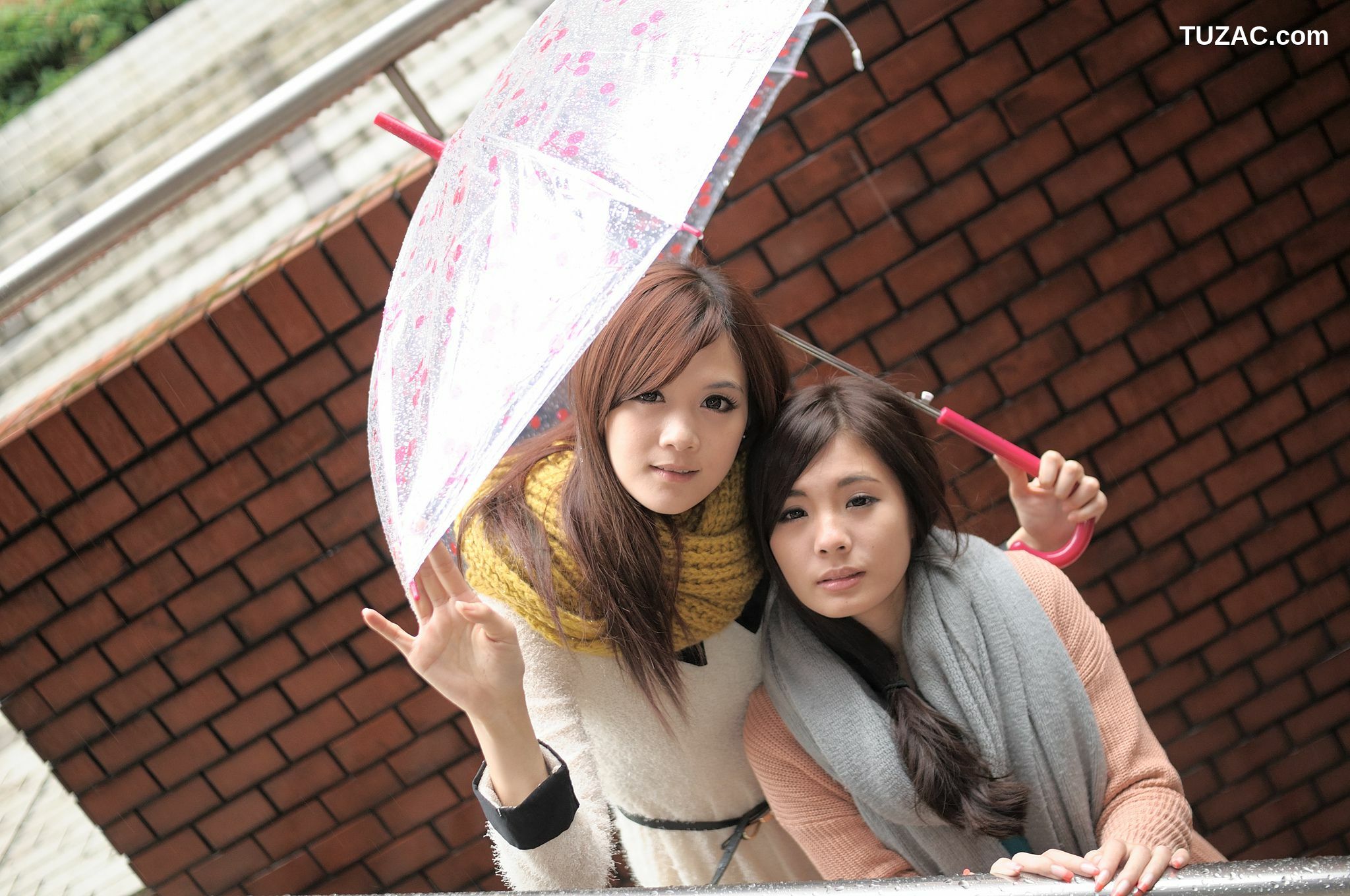 台湾正妹_鲔鱼/徐玮吟+蔡小潔《室拍+外拍》写真合集